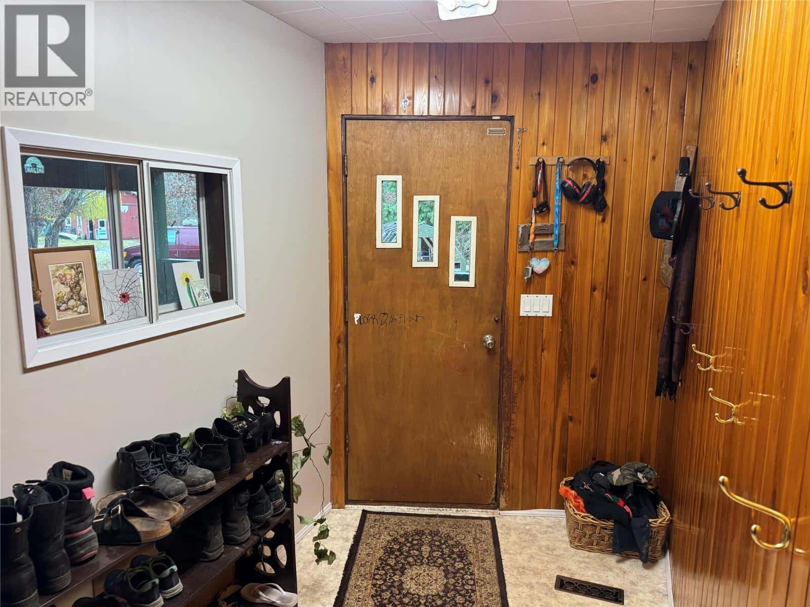 1059 Tappen Valley Road — Tappen, British Columbia - Photo 4 of 33