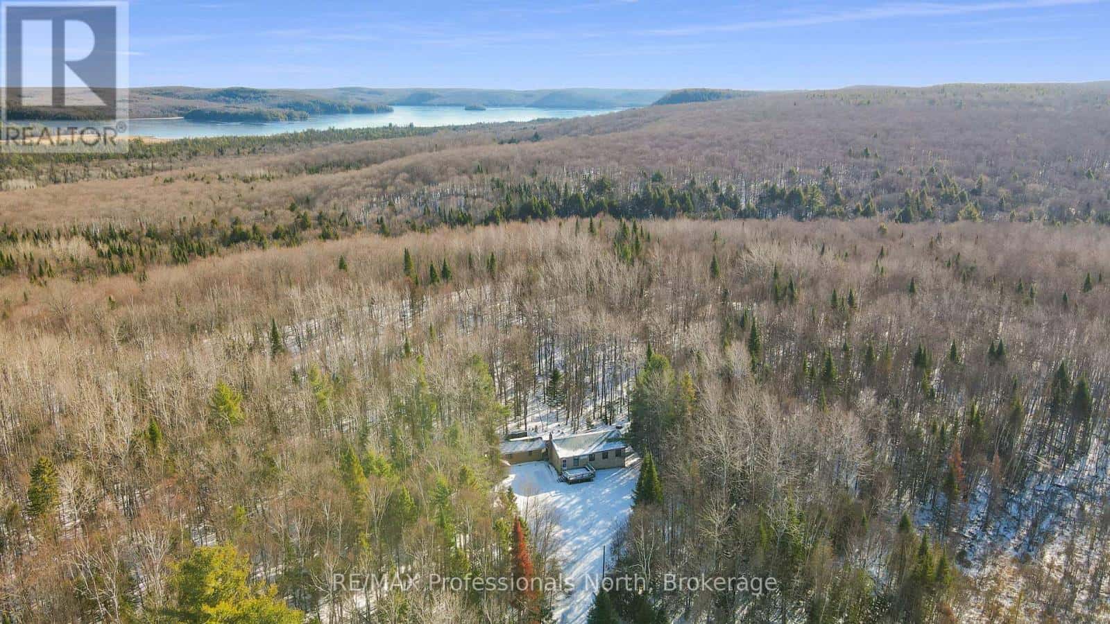 1171 FISHTAIL LAKE ROAD — Dysart et al (Harcourt), Ontario - Photo 5 of 37