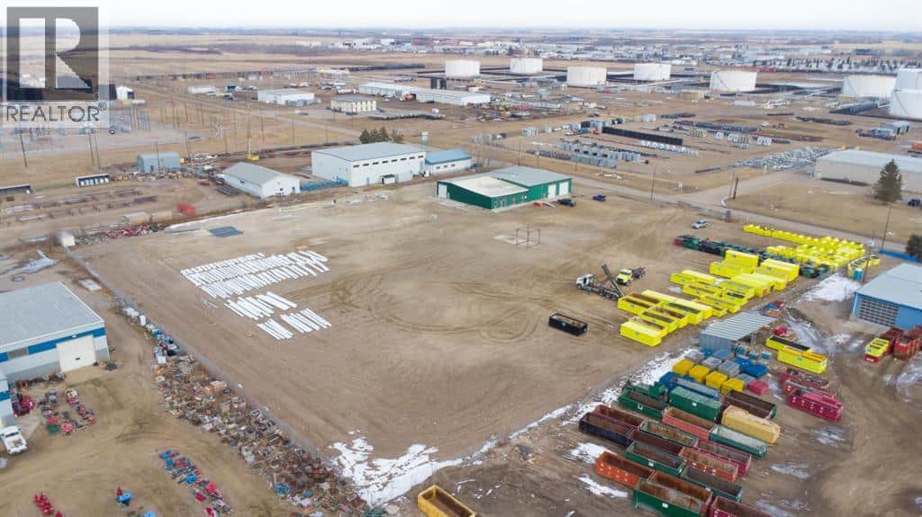 5520 59 Avenue - Photo 4 of 29, Lloydminster, Alberta