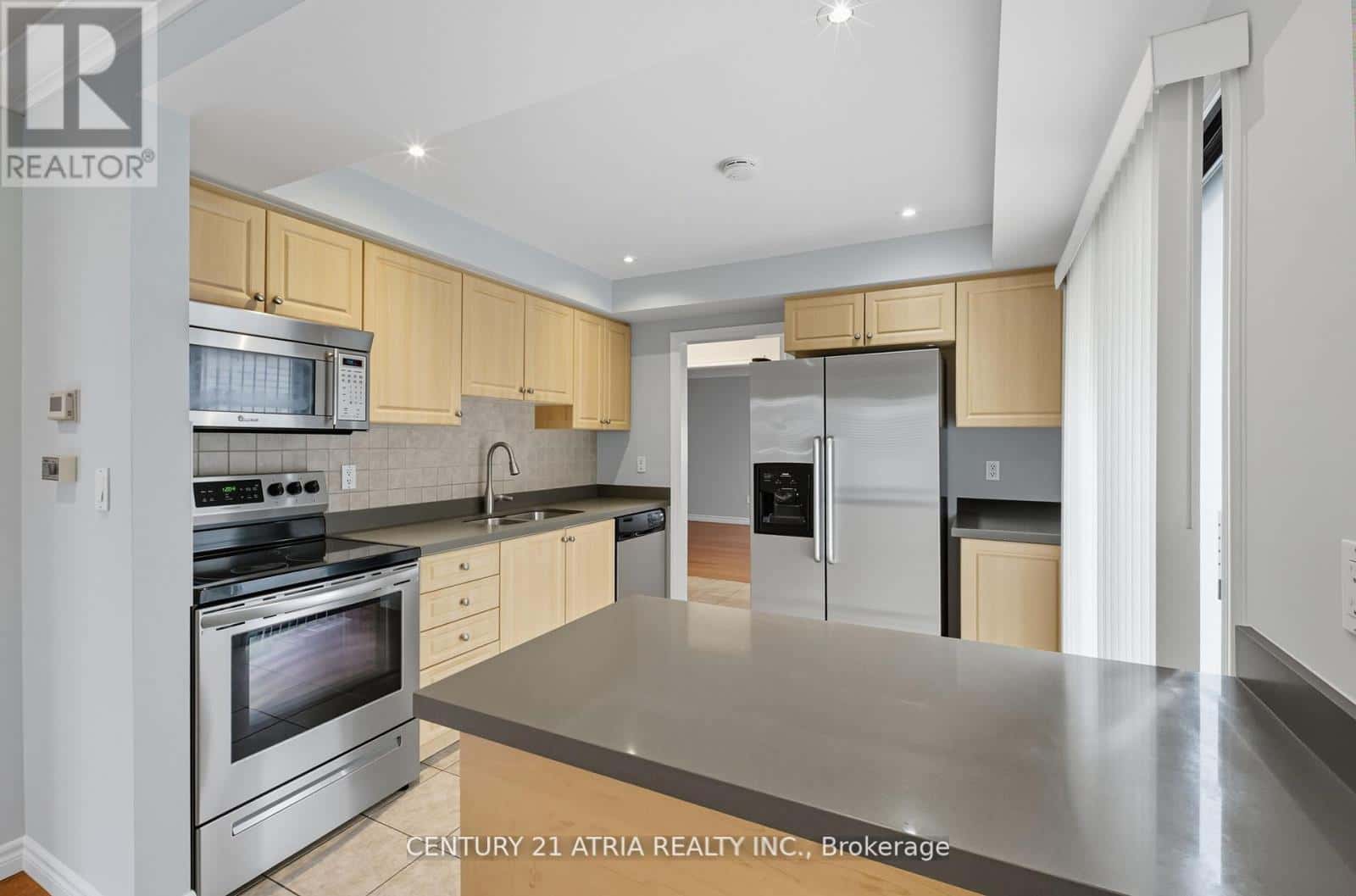 32 FIELDVIEW CRESCENT — Markham (Milliken Mills West), Ontario - Photo 5 of 24