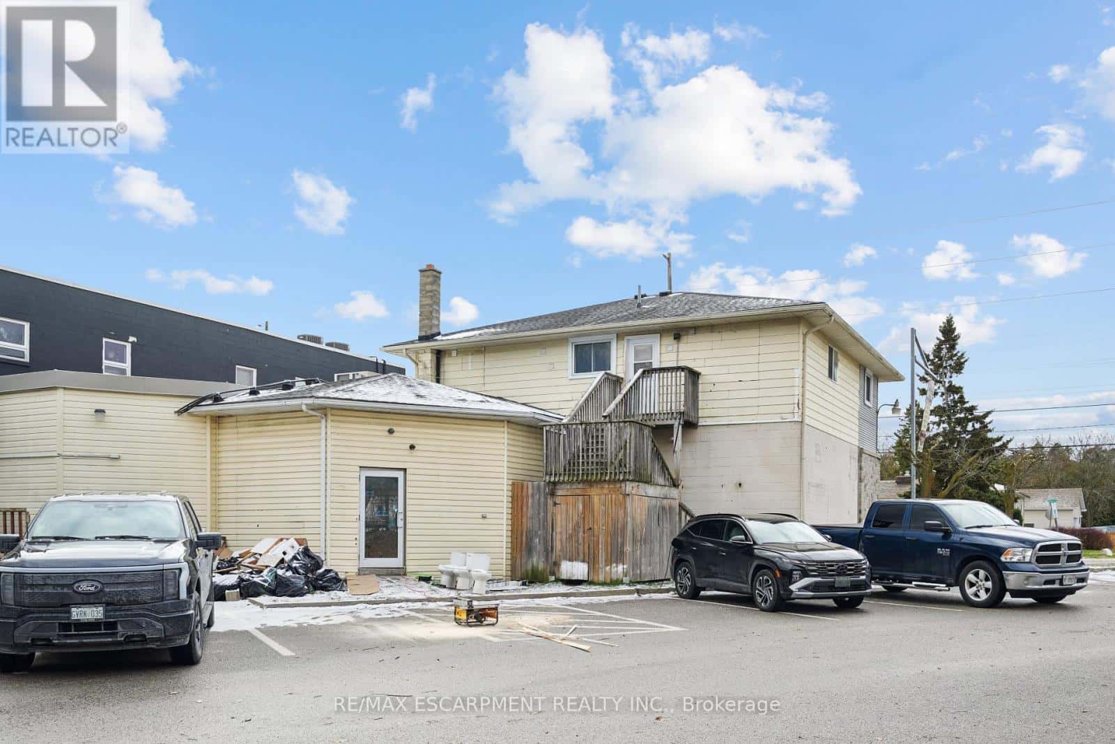 A - 154 MAIN STREET N — Guelph/Eramosa (Rockwood), Ontario - Photo 3 of 48