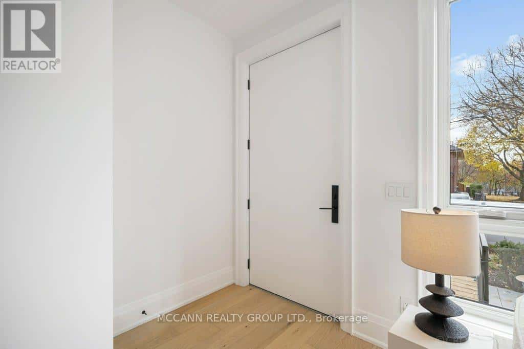 72 WOBURN AVENUE — Toronto (Lawrence Park North), Ontario - Photo 5 of 50