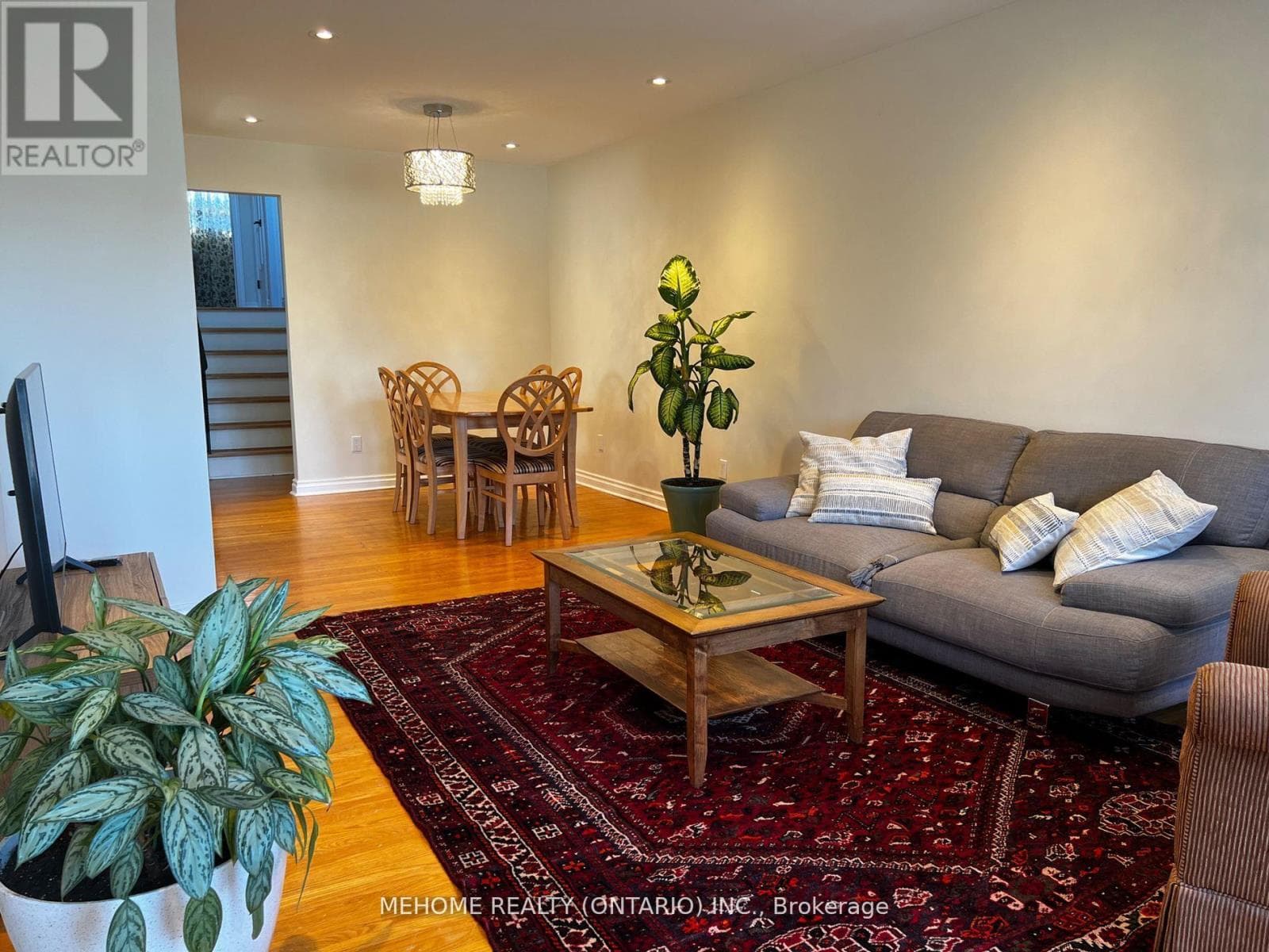 UPPER - 126 EDMONTON DRIVE — Toronto (Pleasant View), Ontario - Main photo