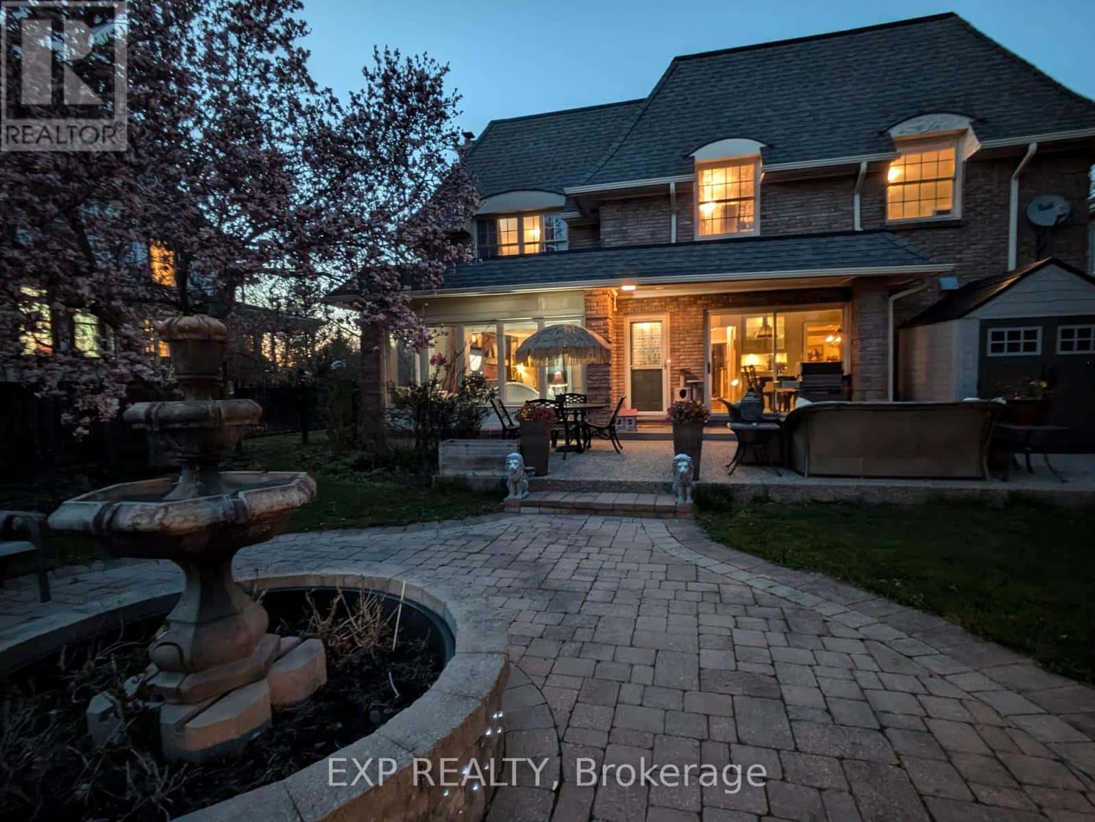 211 MERRITT STREET — Welland (Prince Charles), Ontario - Photo 2 of 51