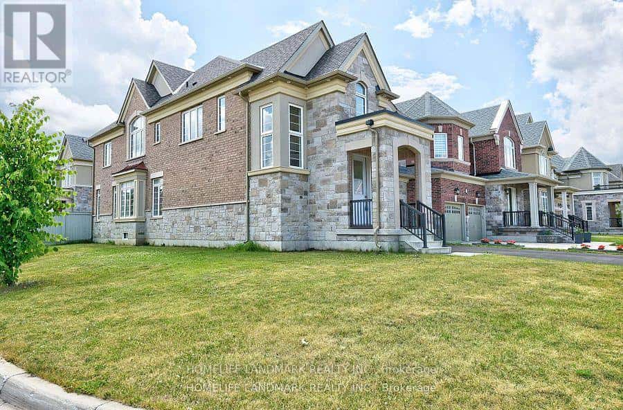 99 BECKETT AVENUE — East Gwillimbury (Holland Landing), Ontario - Photo 2 of 29