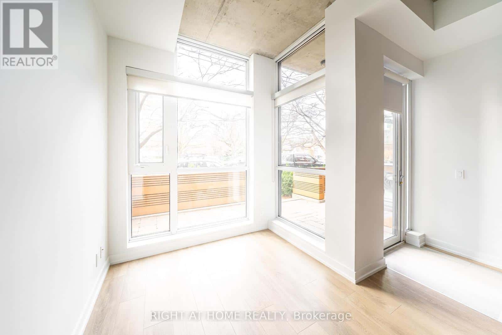 107 - 707 DOVERCOURT ROAD — Toronto (Palmerston-Little Italy), Ontario - Photo 3 of 14