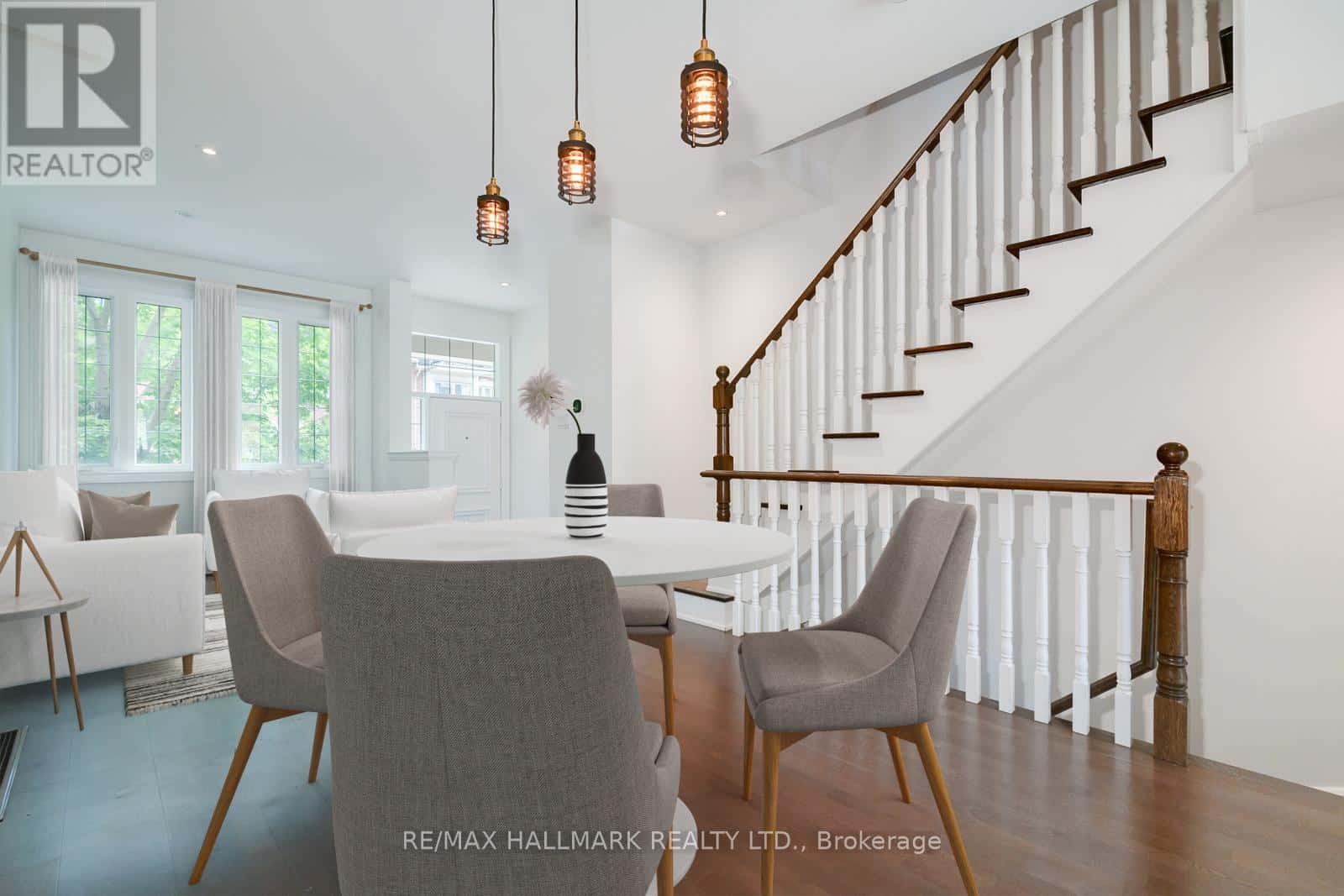 20 - 20 SARGENT LANE — Toronto (East End-Danforth), Ontario - Photo 5 of 32