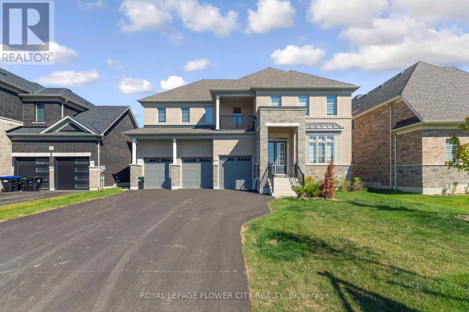 11 Wintergreen Lane North