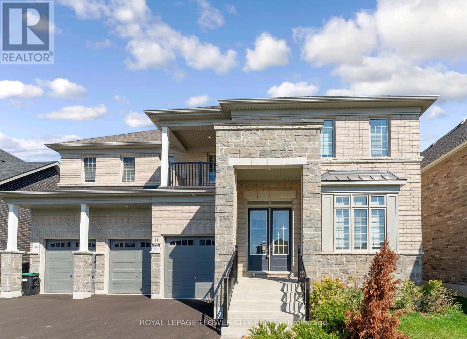 11 WINTERGREEN LANE N — Adjala-Tosorontio (Colgan), Ontario - Photo 2 of 50