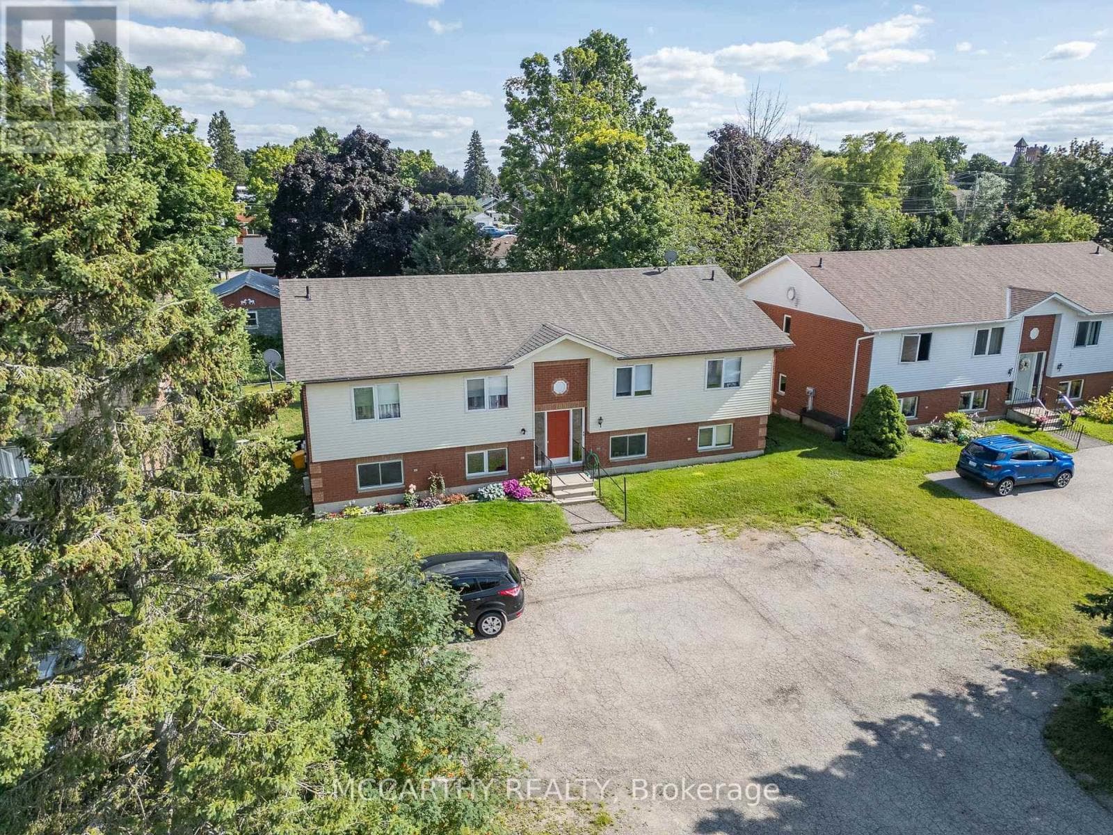 209 SARAH COURT — Shelburne, Ontario - Main photo