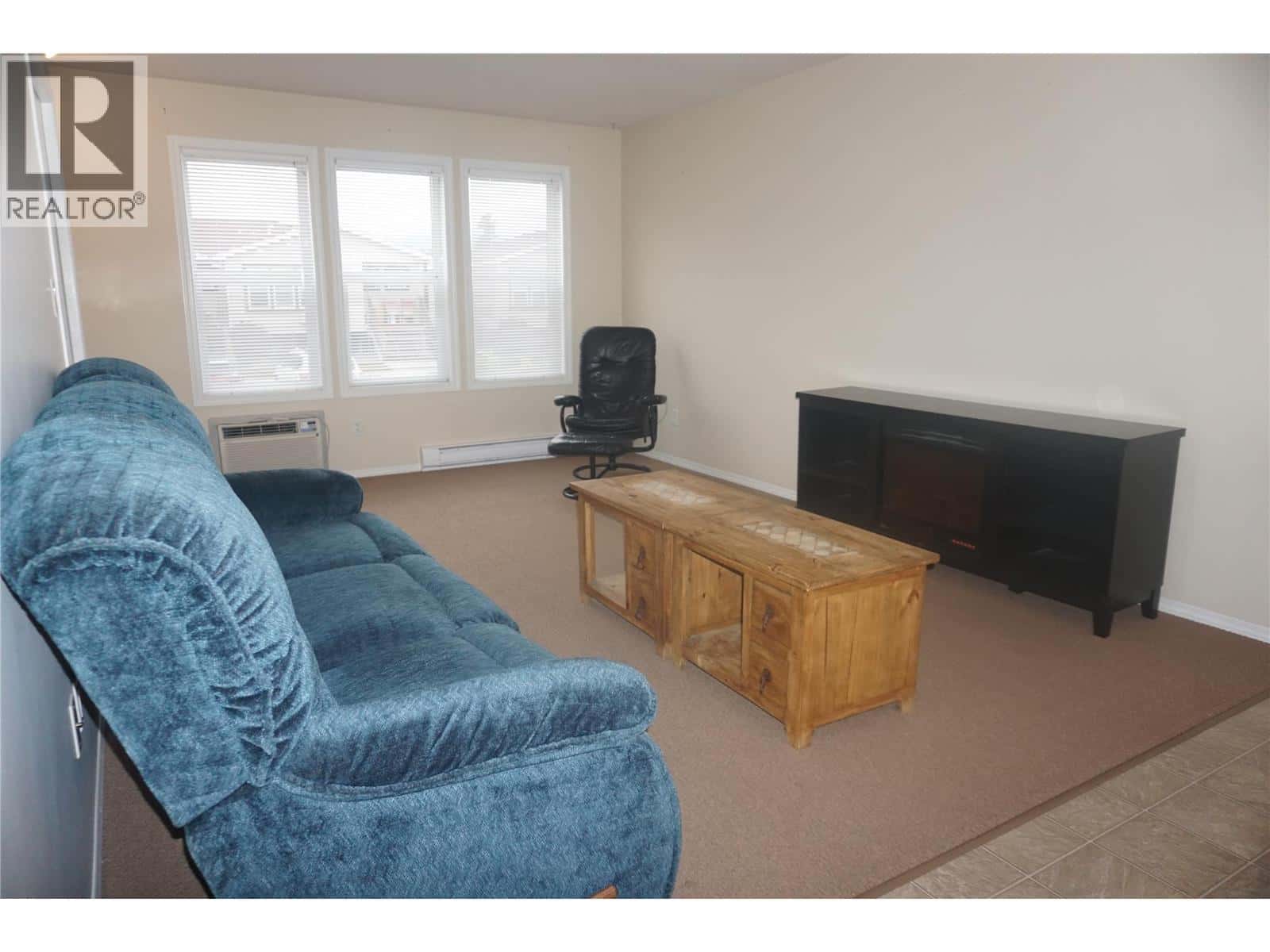 8895 Doherty Street — Canal Flats, British Columbia - Photo 4 of 31