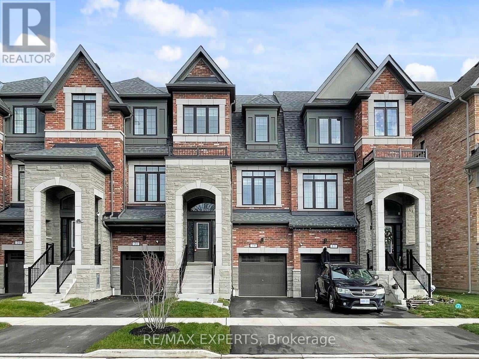 19 Frank Lloyd Wright Street