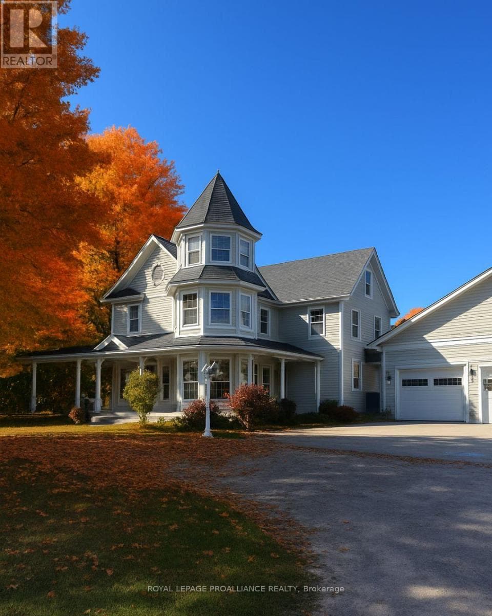 25 PRINYERS COVE CRESCENT — Prince Edward County (North Marysburg Ward), Ontario - Main photo