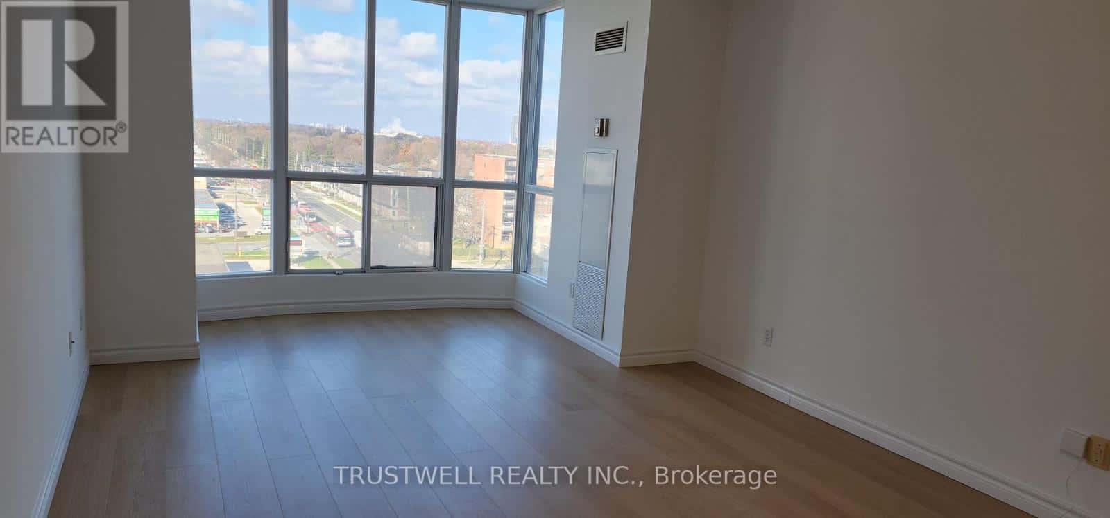 909 - 1470 MIDLAND AVENUE — Toronto (Dorset Park), Ontario - Photo 5 of 19