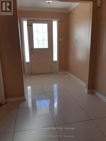 85 HALFMOON SQUARE — Toronto (Highland Creek), Ontario - Photo 2 of 7