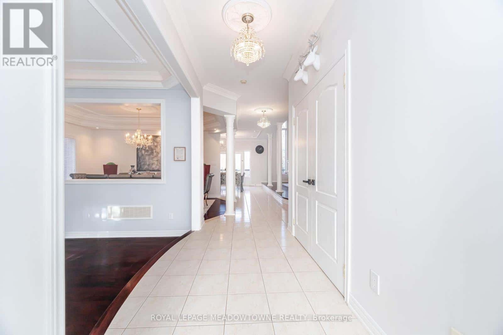 2459 MEADOWRIDGE DRIVE — Oakville (JC Joshua Creek), Ontario - Photo 5 of 50