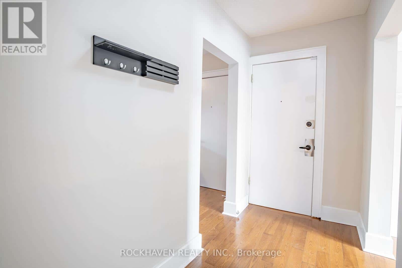 14 - 366 JOHN STREET S — Hamilton (Corktown), Ontario - Photo 4 of 22