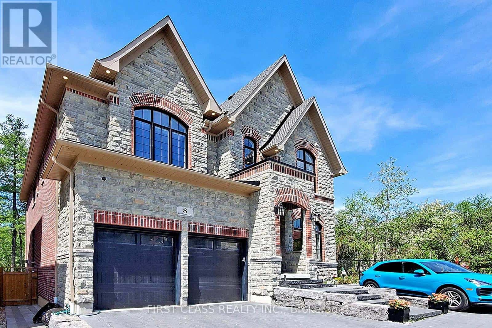 8 HEATHMONT COURT — Richmond Hill (Jefferson), Ontario - Photo 2 of 31