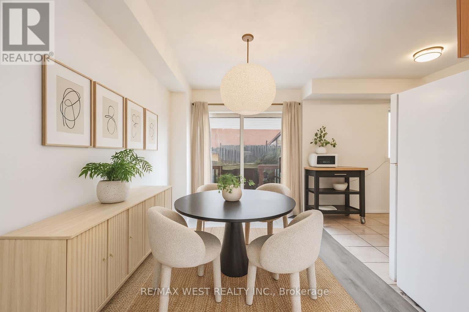 34 - 740 KENNEDY ROAD — Toronto (Ionview), Ontario - Photo 2 of 14