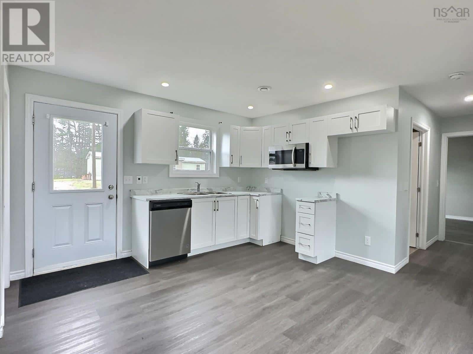 16 Seven Lee Way — Oxford, Nova Scotia - Photo 2 of 12