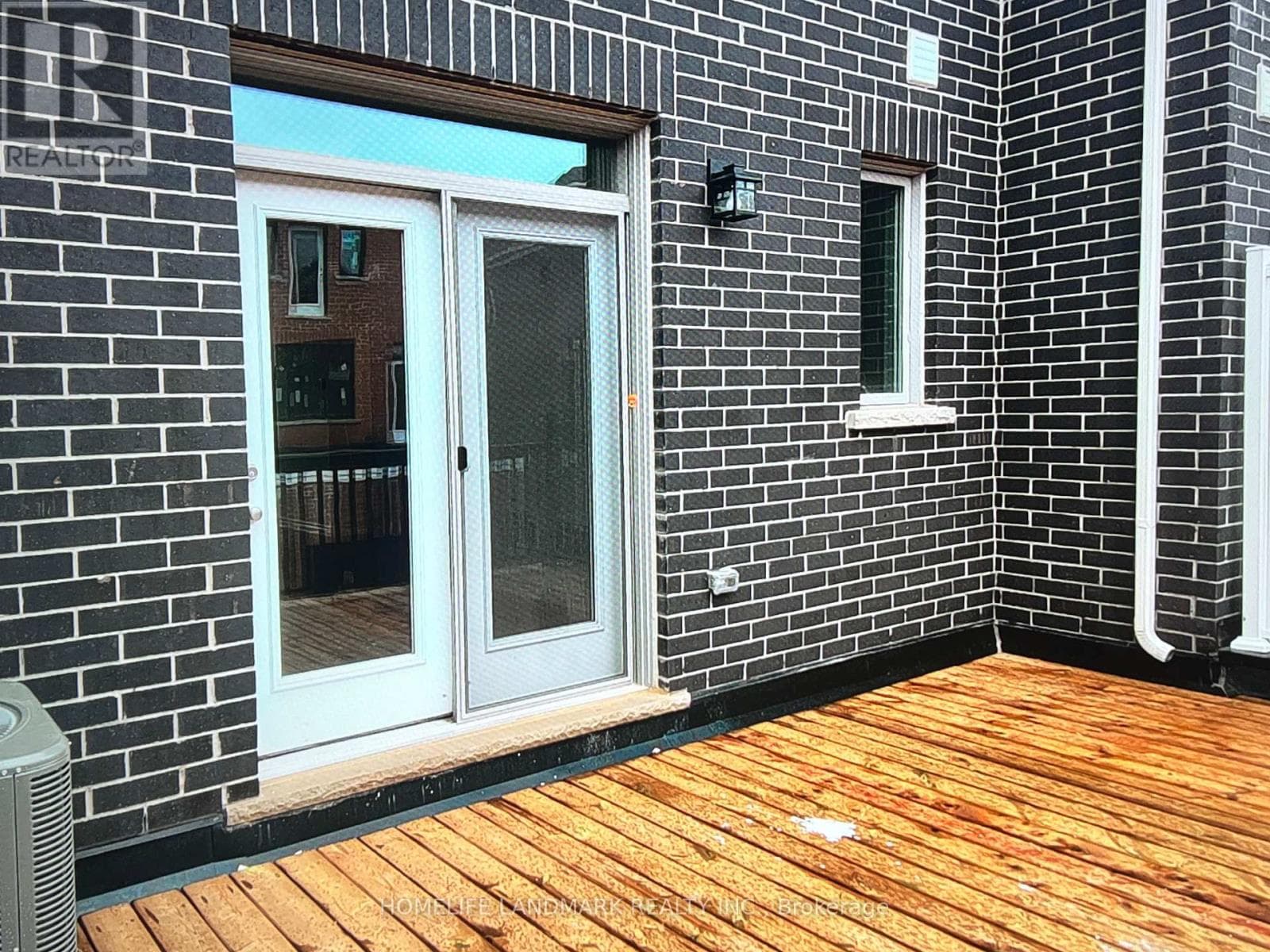 1400 RIPPLEWOOD AVENUE — Oakville (NW Northwest), Ontario - Main photo