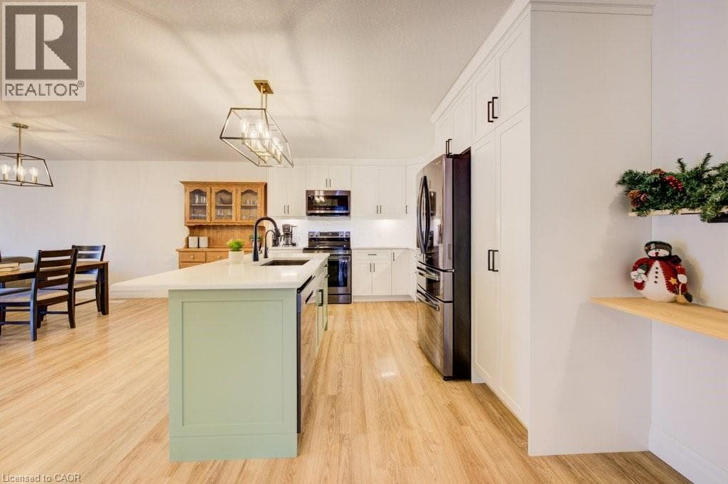 8 MALCOLM Crescent — Listowel, Ontario - Main photo