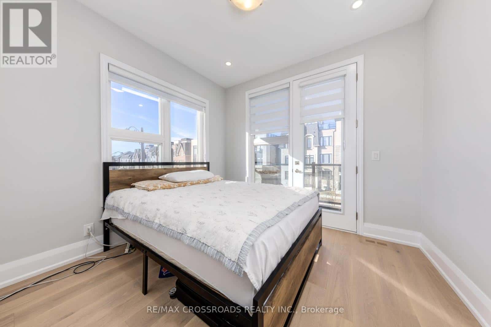 15 PERCY RYE AVENUE — Markham (Angus Glen), Ontario - Photo 5 of 39