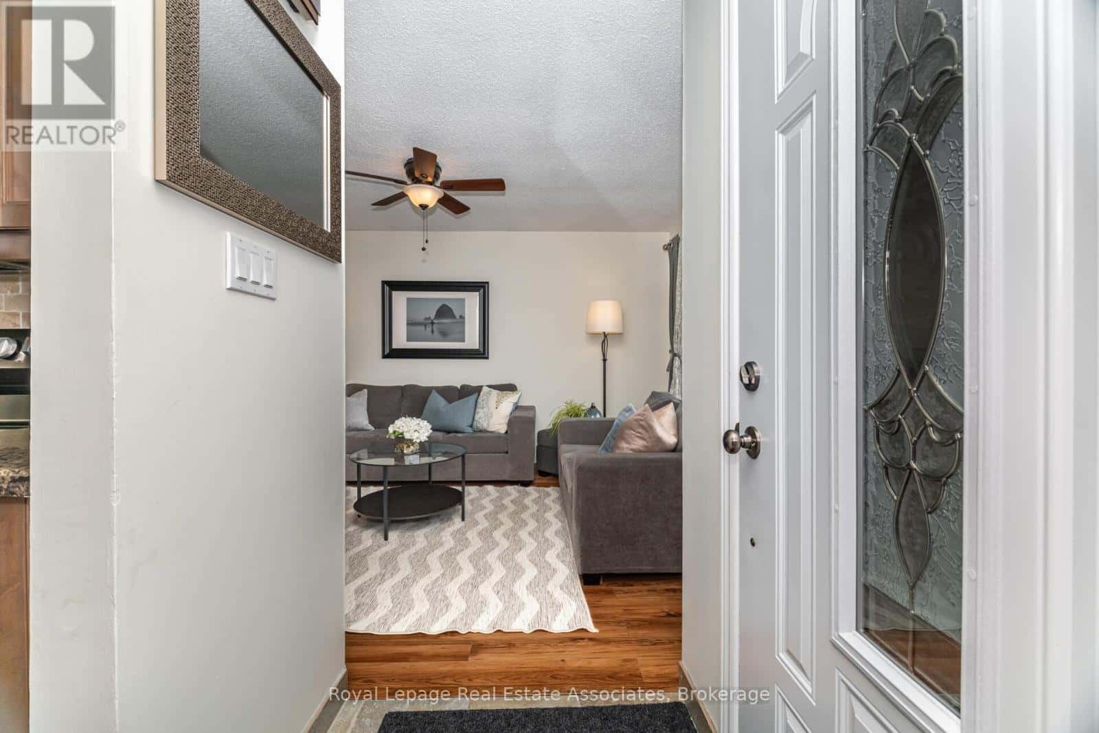 225 GOLFWOOD DRIVE — Hamilton (Gurnett), Ontario - Photo 4 of 45