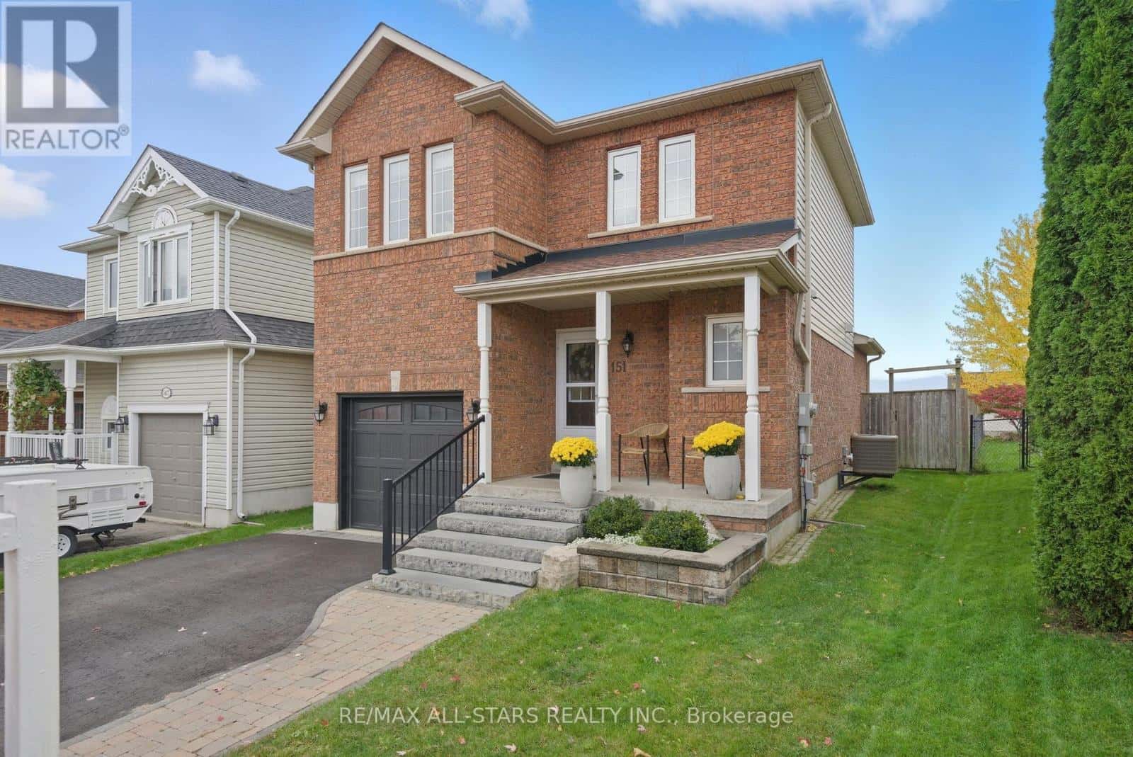 151 ASH STREET — Scugog (Port Perry), Ontario - Photo 2 of 41