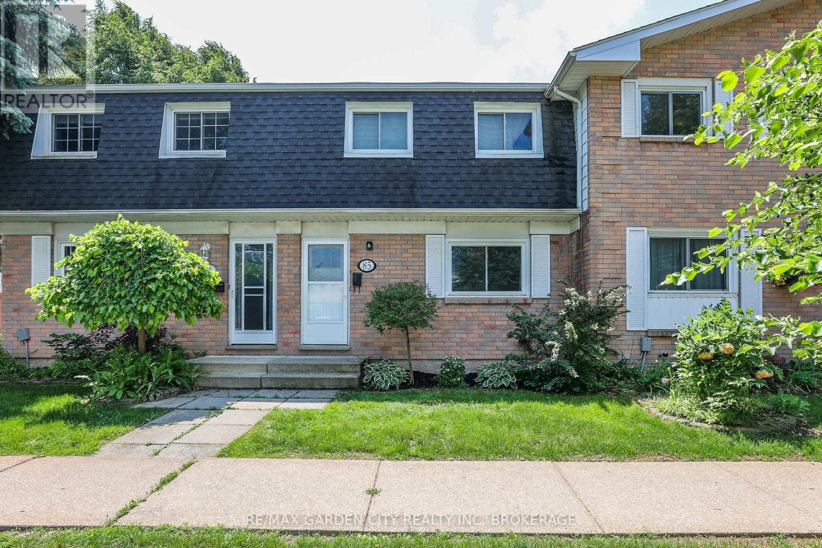 85 - 185 DENISTOUN STREET W — Welland (Broadway), Ontario - Main photo