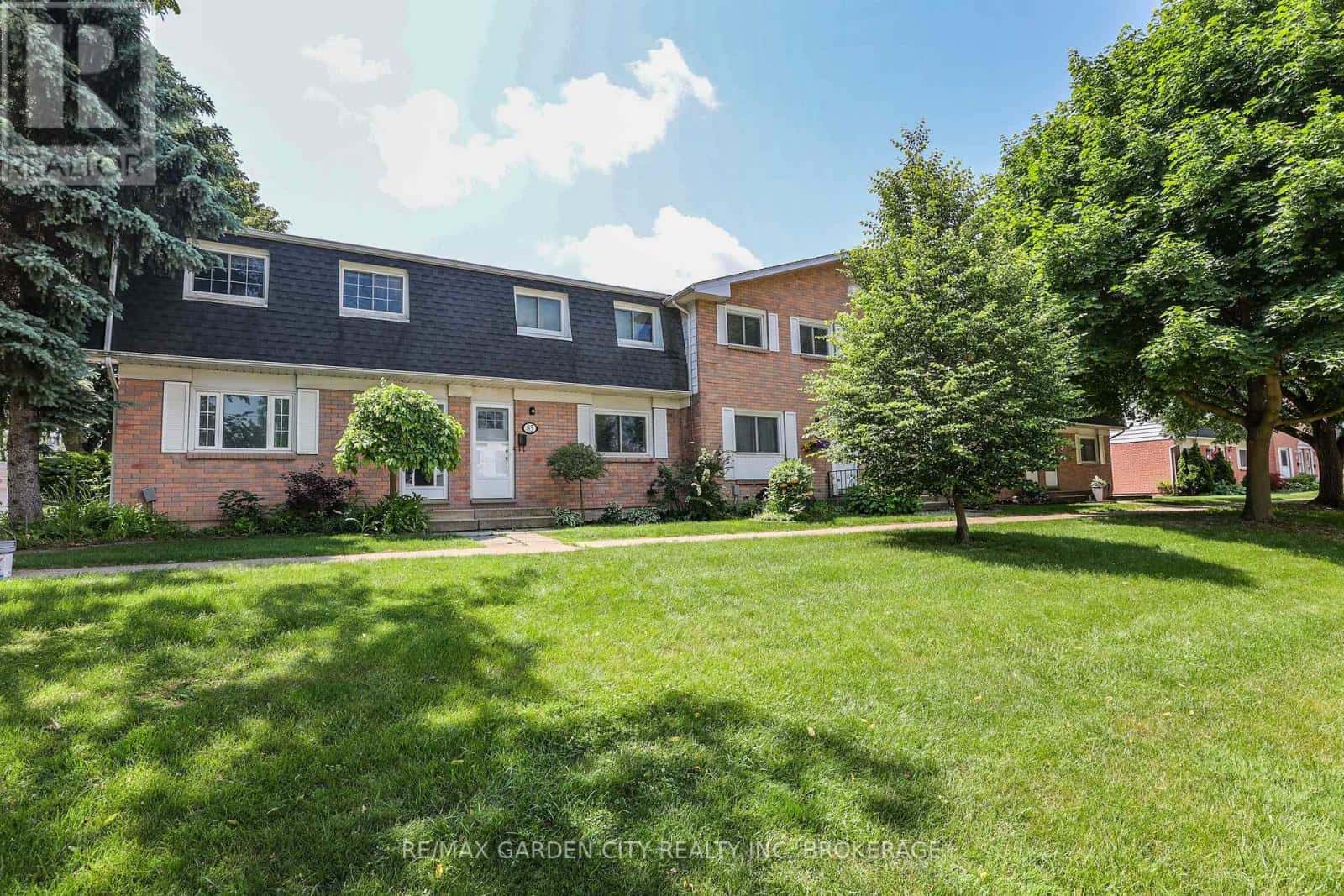 85 - 185 DENISTOUN STREET W — Welland (Broadway), Ontario - Photo 2 of 27