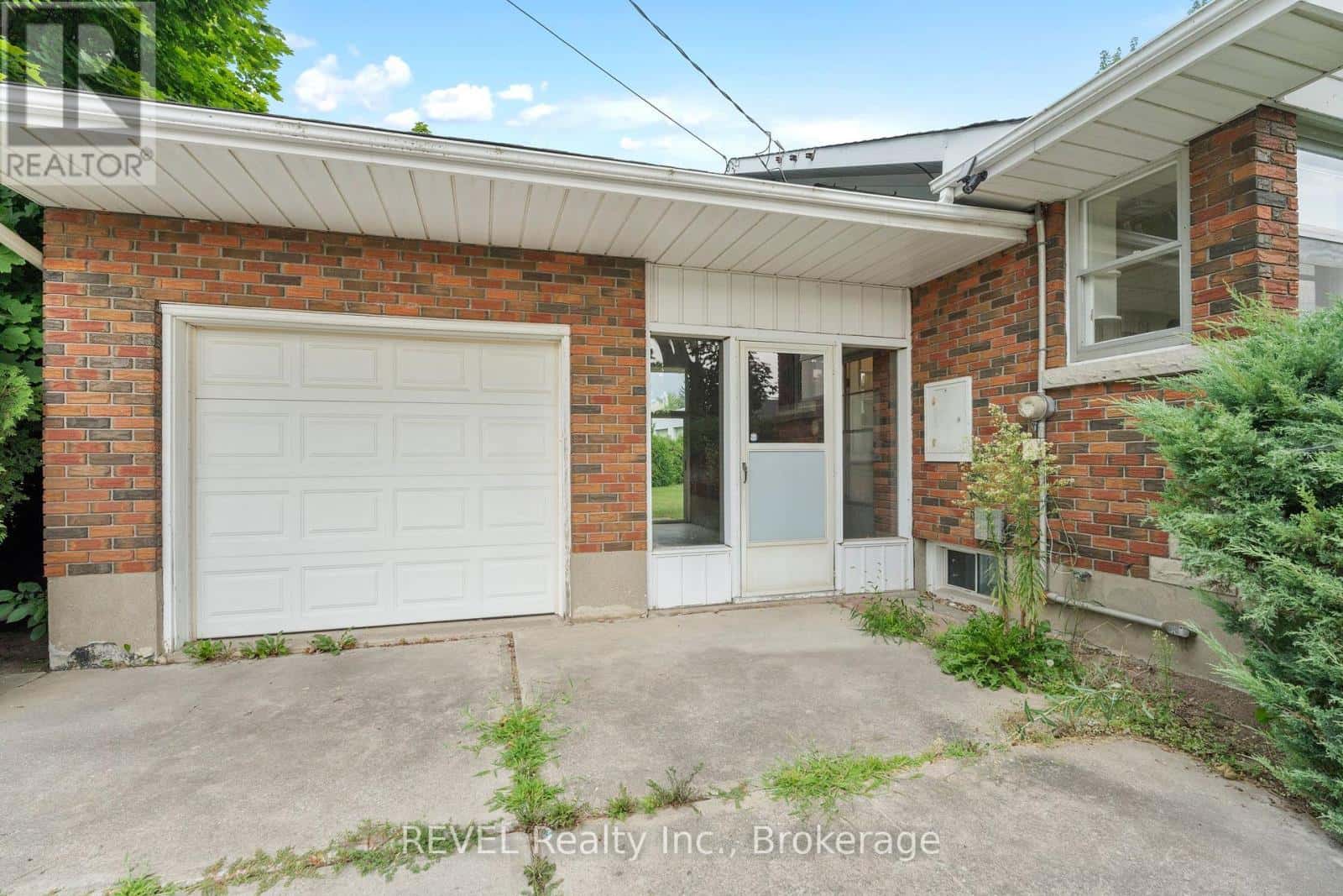 1544 FOUR MILE CREEK ROAD — Niagara-on-the-Lake (Virgil), Ontario - Photo 4 of 30