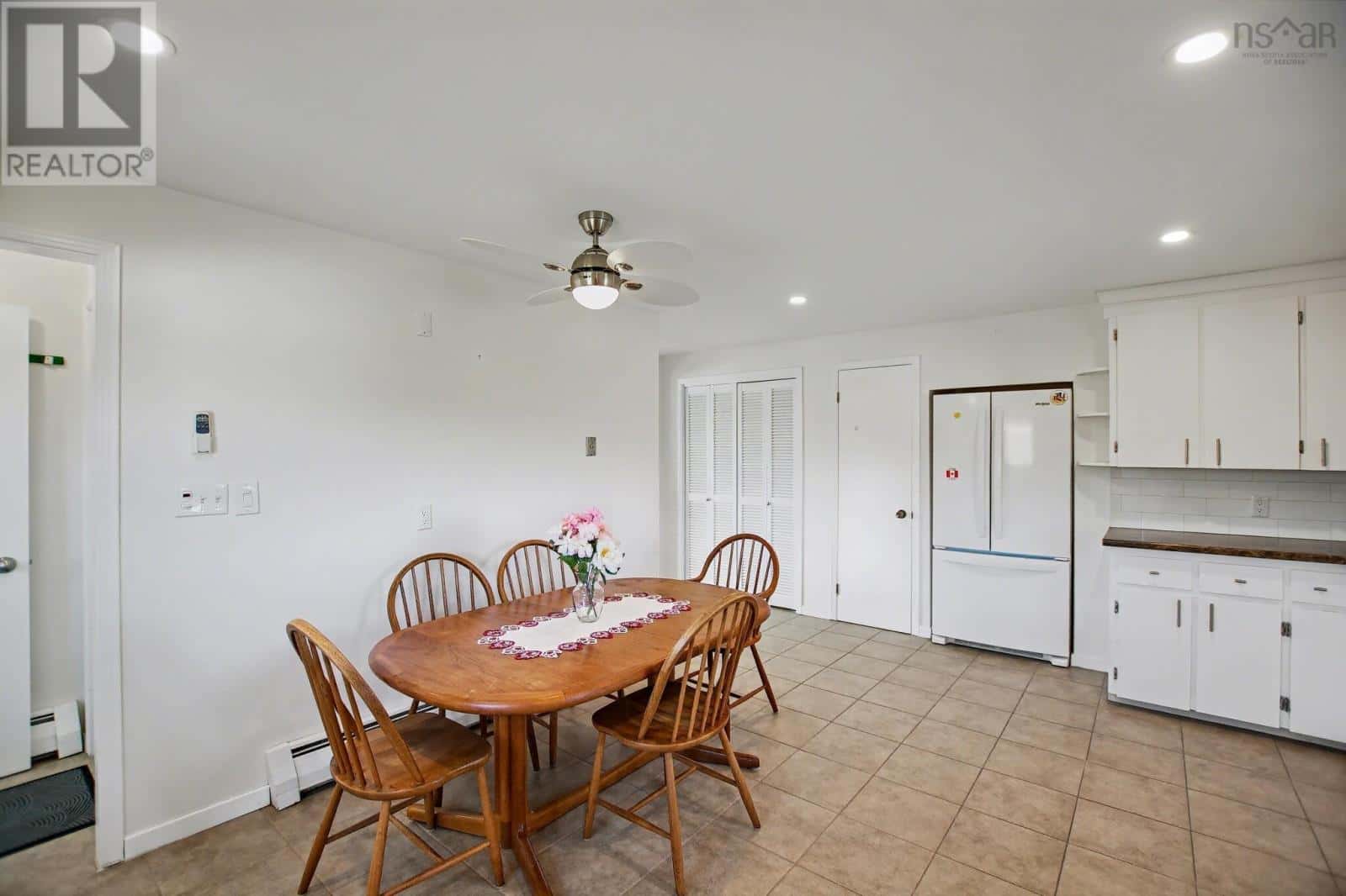 51 Surette Road — Wedgeport, Nova Scotia - Photo 4 of 25