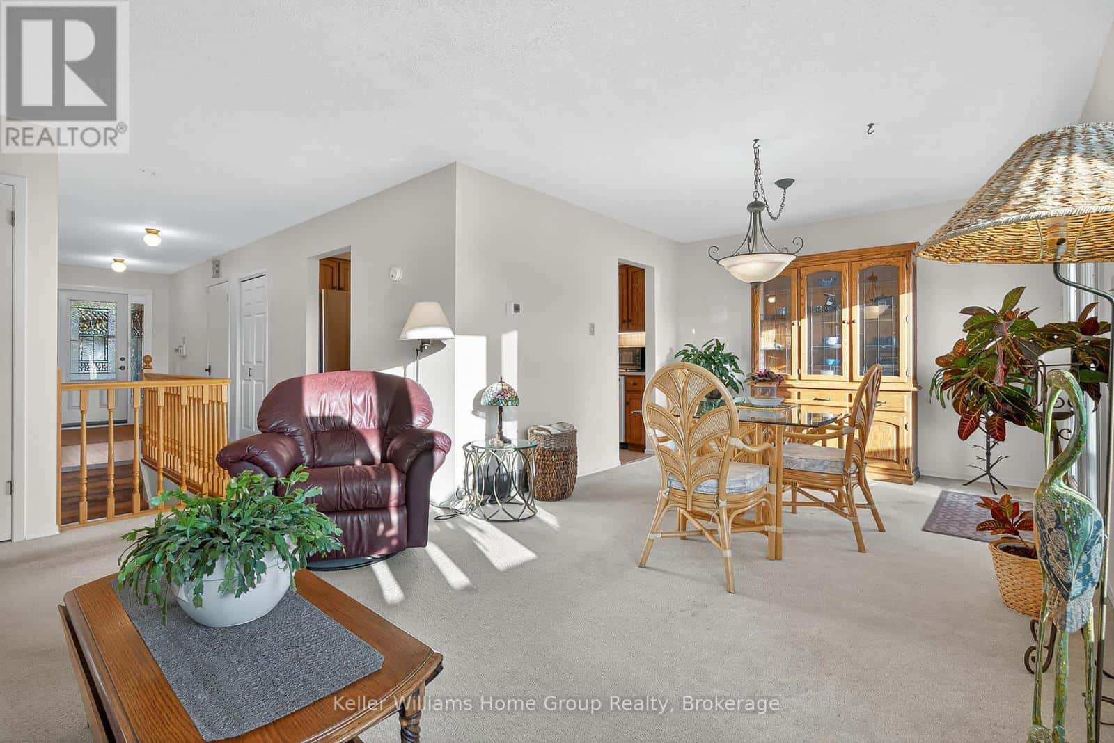 114 DOVERCLIFFE ROAD — Guelph (Dovercliffe Park/Old University), Ontario - Photo 5 of 50