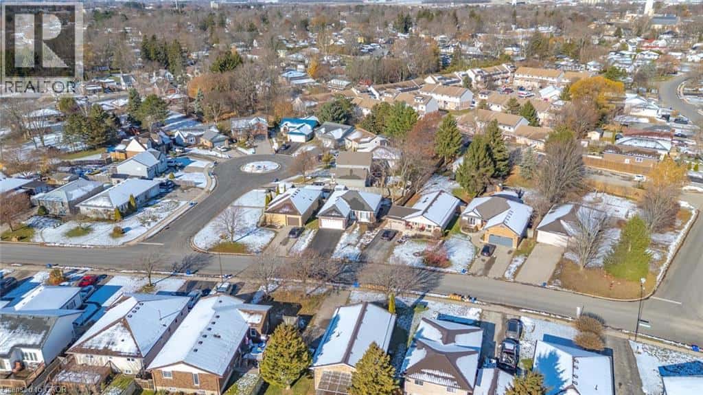 49 ALEXANDER Drive — Aylmer, Ontario - Photo 3 of 46