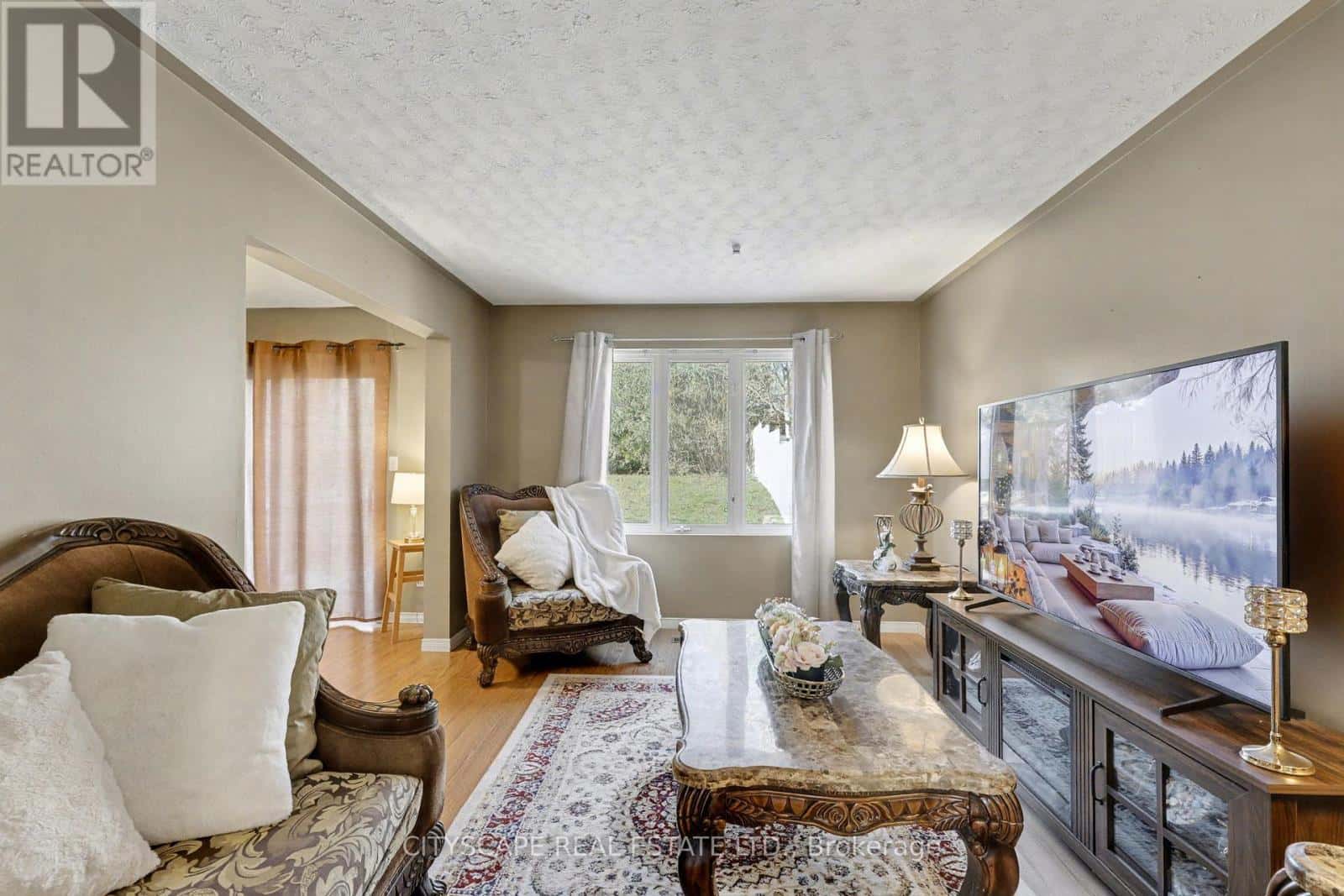 185 CARNEGIE STREET — Ingersoll (Ingersoll - North), Ontario - Photo 2 of 49