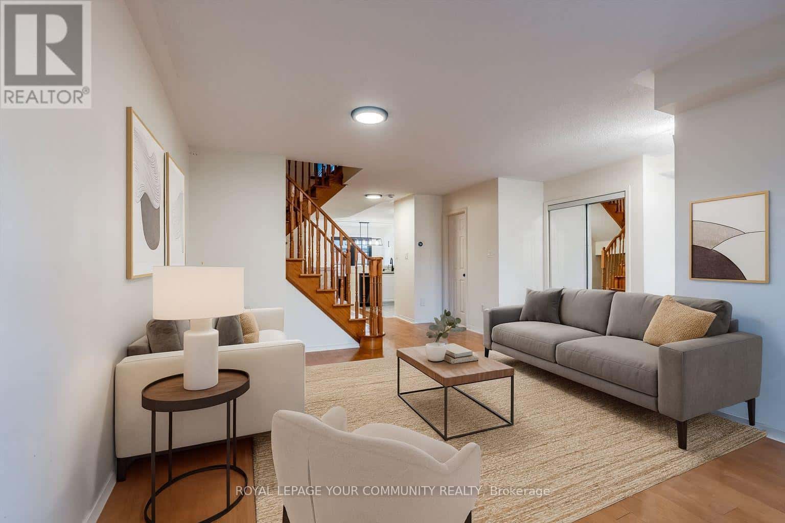 17 CASTLE PARK BOULEVARD — Vaughan (Sonoma Heights), Ontario - Photo 4 of 31