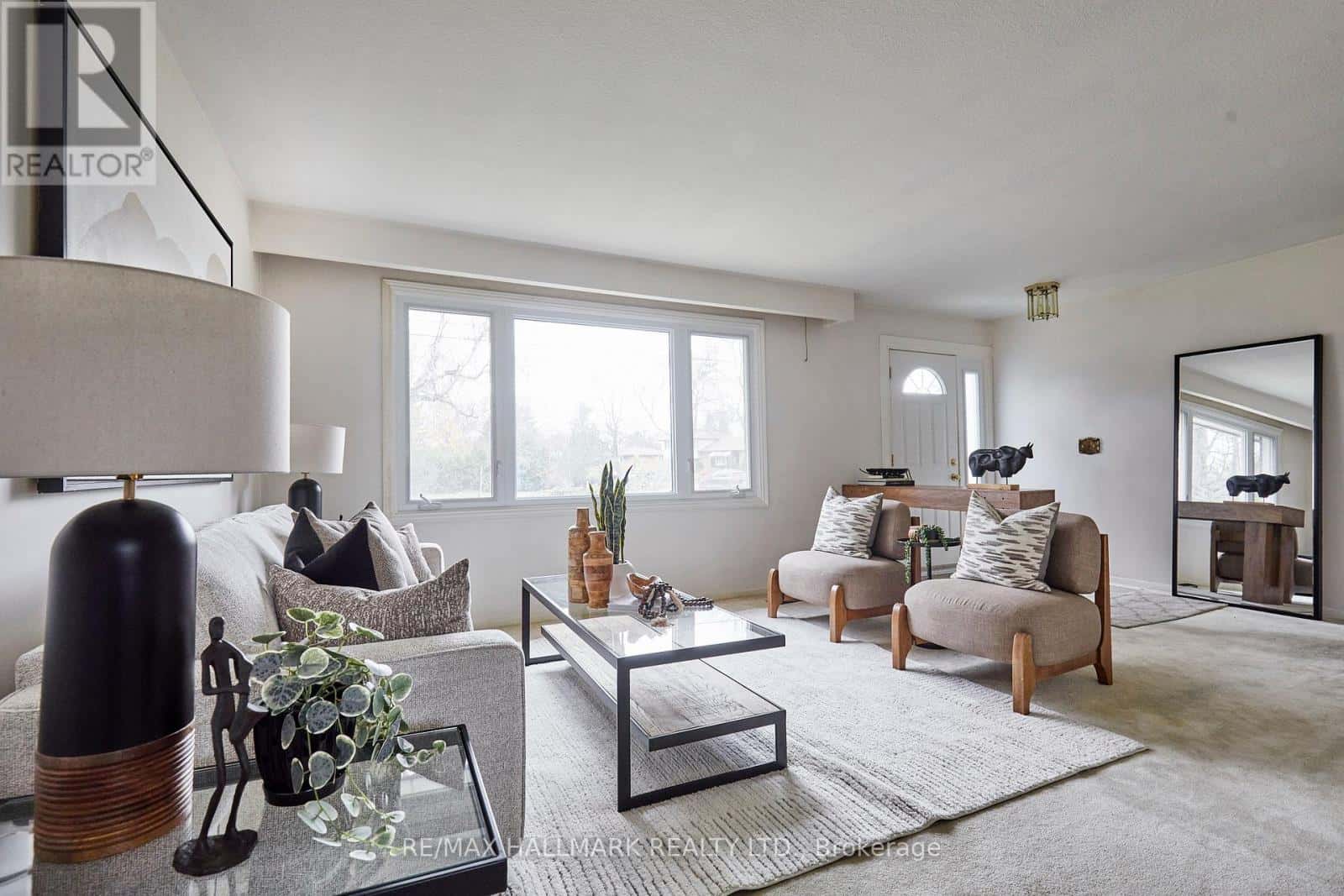 170 ORCHARD VIEW BOULEVARD — Oshawa (Centennial), Ontario - Photo 4 of 13