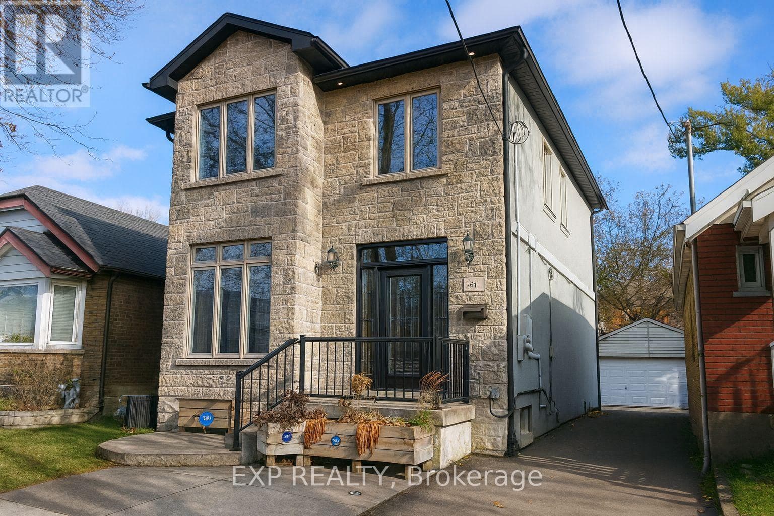 MAIN - 1291 PAPE AVENUE — Toronto (East York), Ontario - Main photo