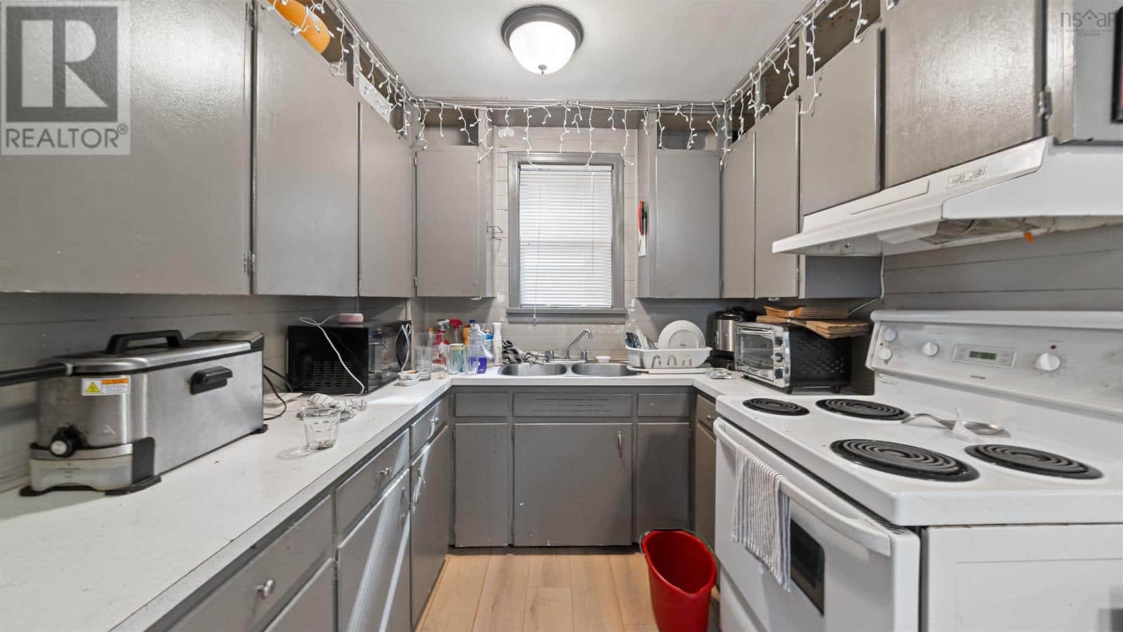 2646 Belle Aire Terrace - Photo 2 of 45, Halifax, Nova Scotia