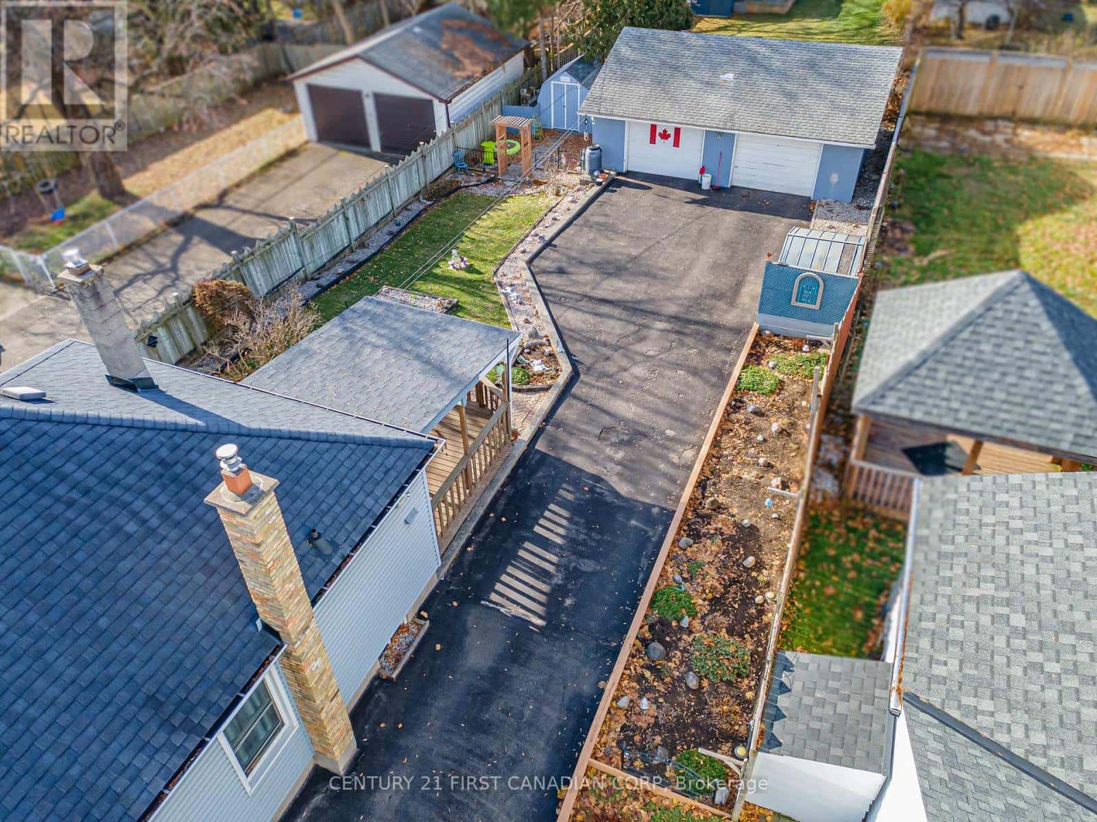 265 SHORT AVENUE — London East (East O), Ontario - Photo 4 of 50