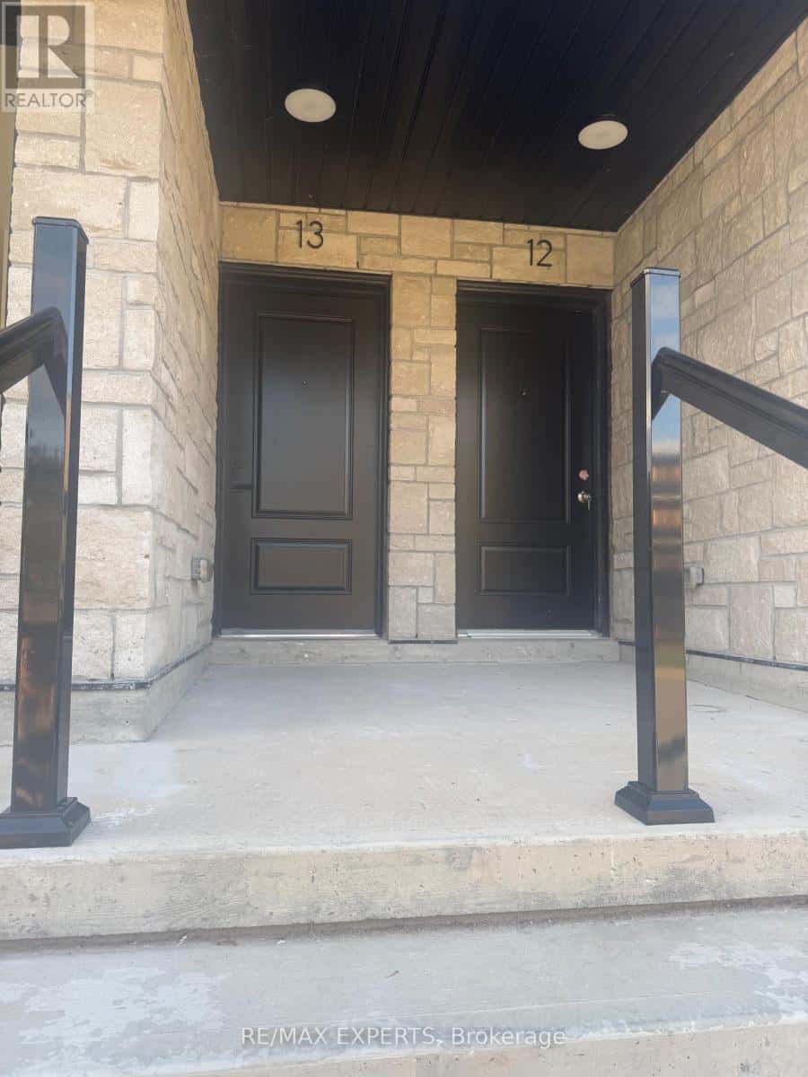 13 - 2 SLESSOR BOULEVARD — Grimsby (Grimsby West), Ontario - Photo 2 of 24