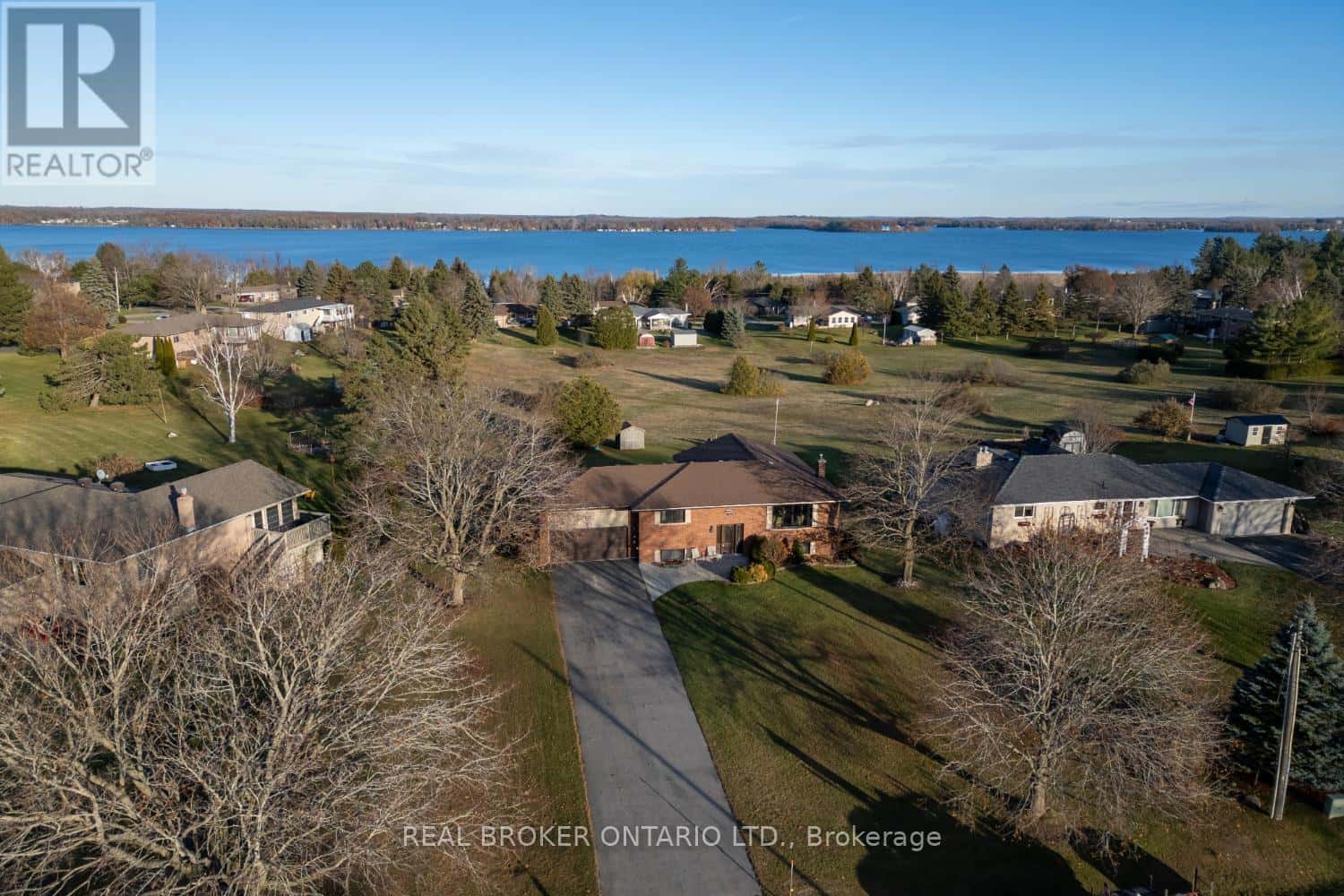 307 THE CAPTAIN'S CORNER — Kawartha Lakes (Verulam), Ontario - Photo 3 of 45