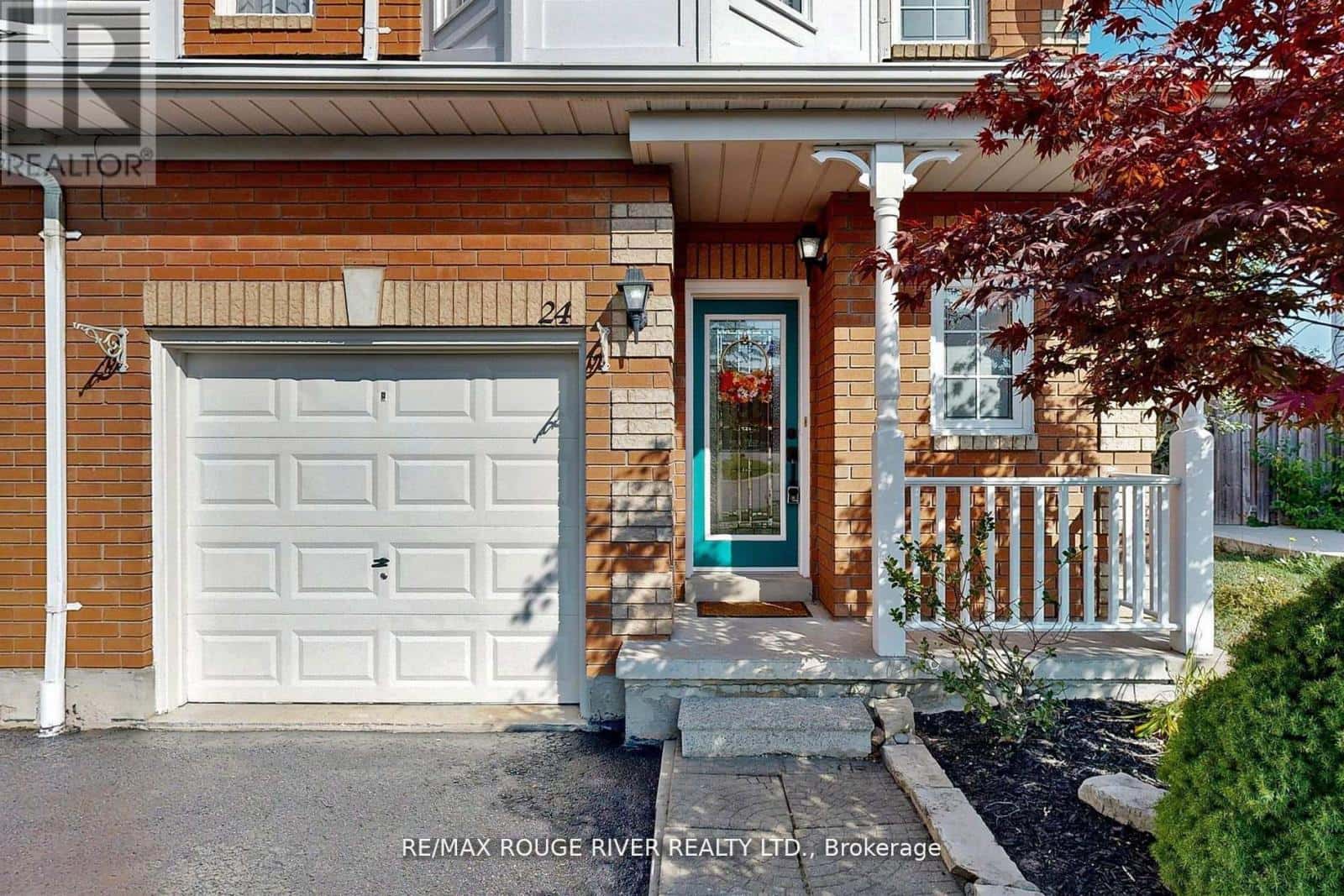 24 JAYS DRIVE — Whitby (Williamsburg), Ontario - Photo 2 of 35