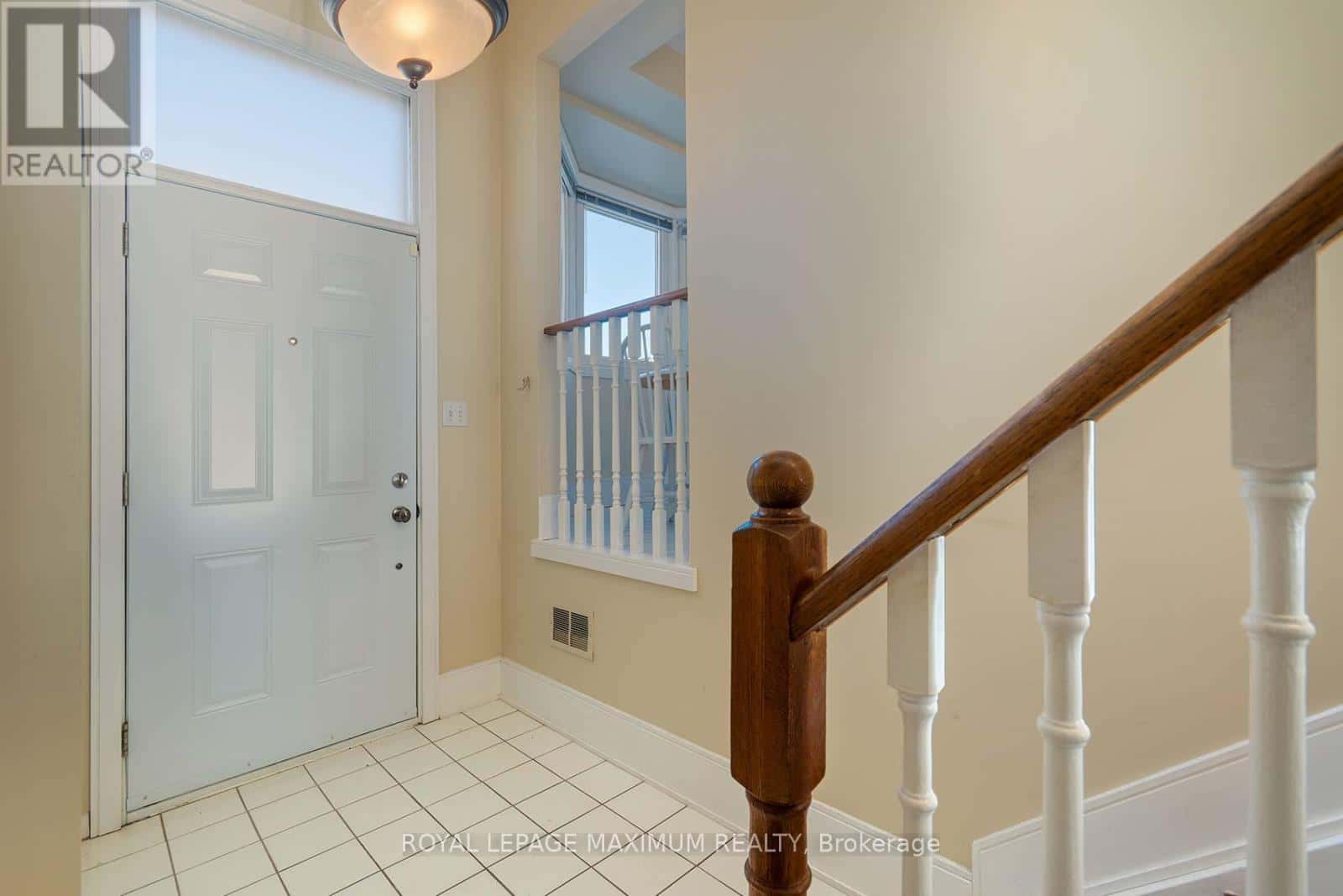 1 - 217 WOODBRIDGE AVENUE — Vaughan (West Woodbridge), Ontario - Photo 4 of 30