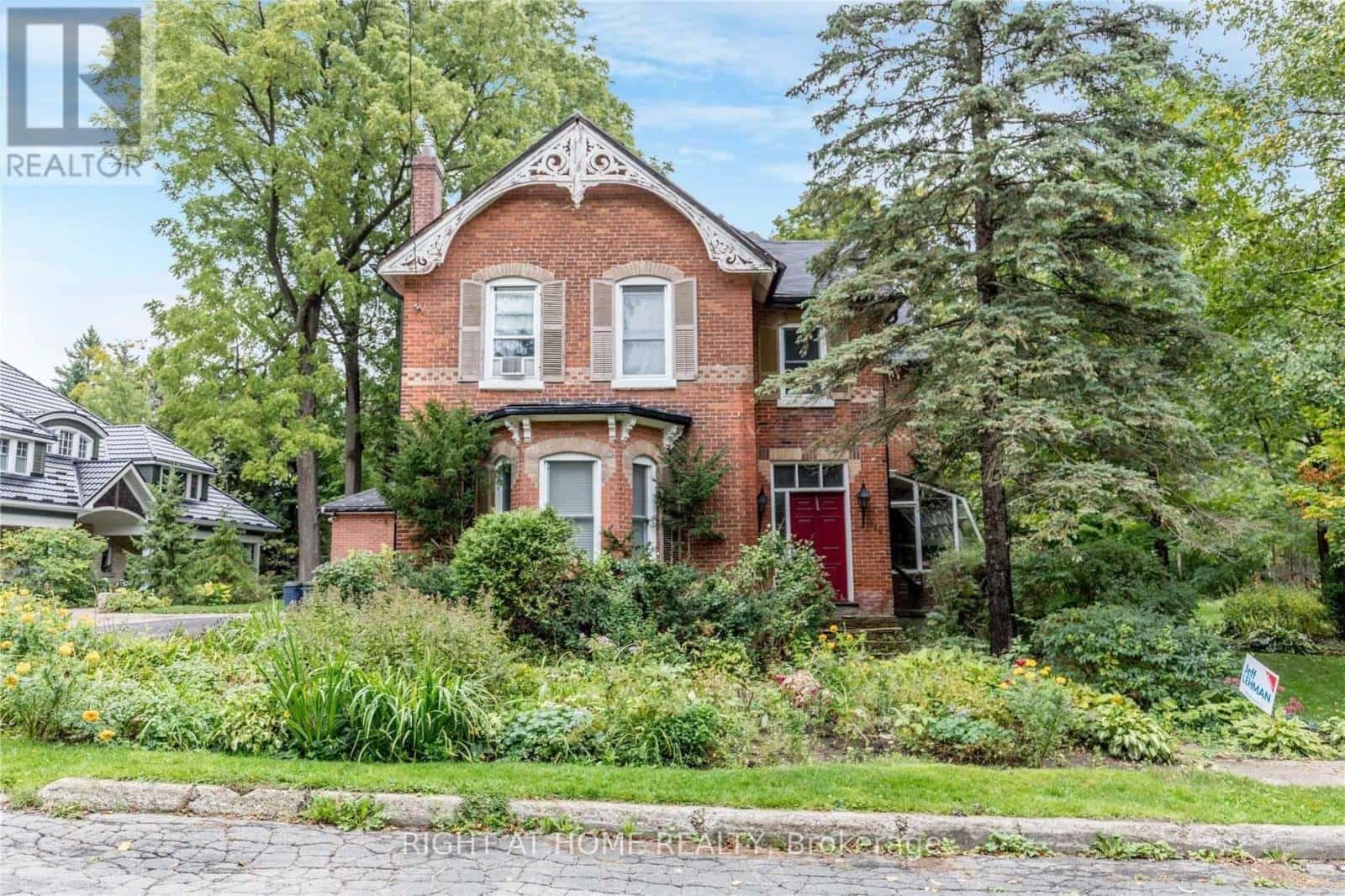 133-135 MULCASTER STREET — Barrie (Codrington), Ontario - Photo 2 of 11