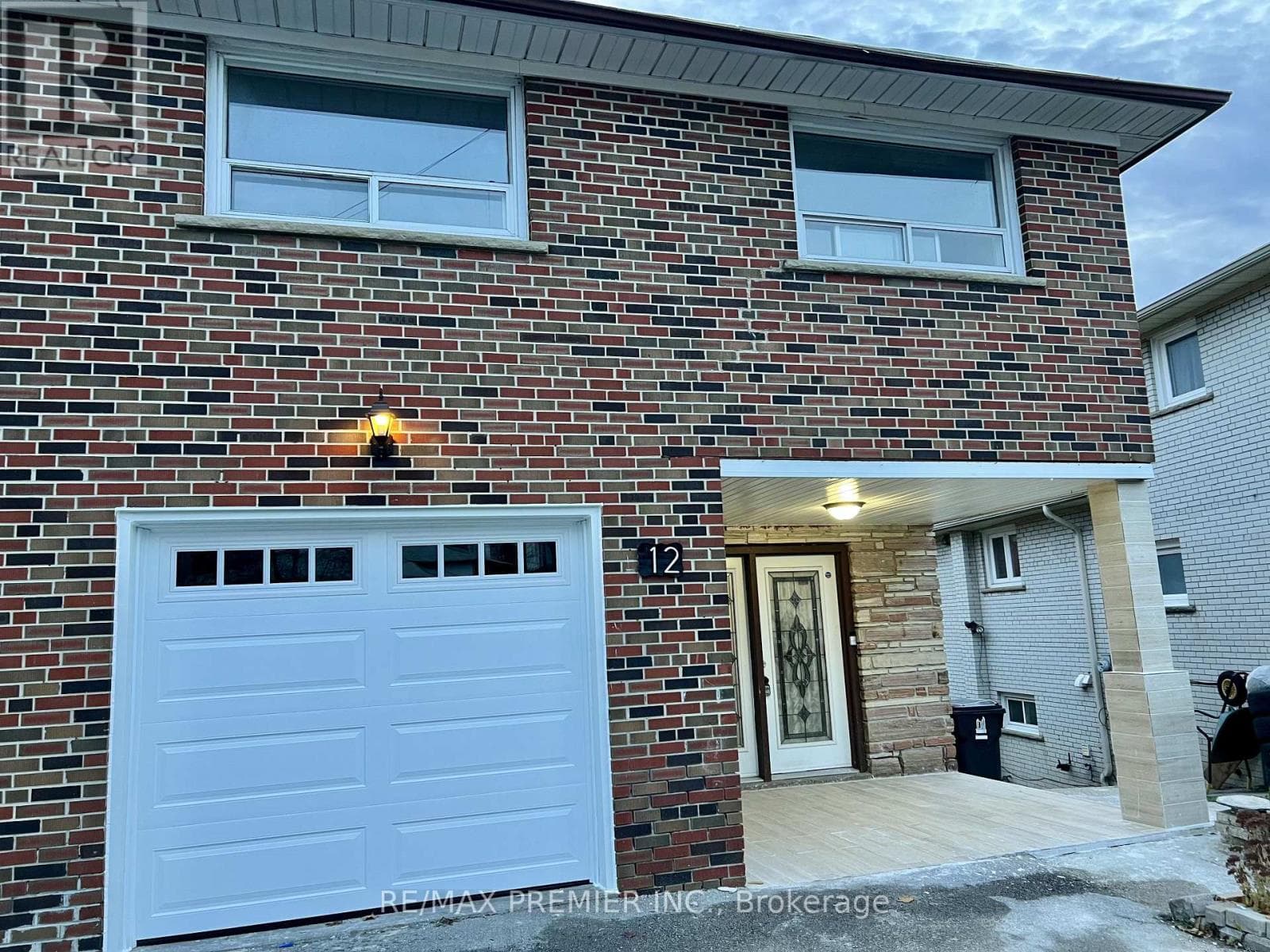 12 ANNABELLE DRIVE — Toronto (Mount Olive-Silverstone-Jamestown), Ontario - Main photo