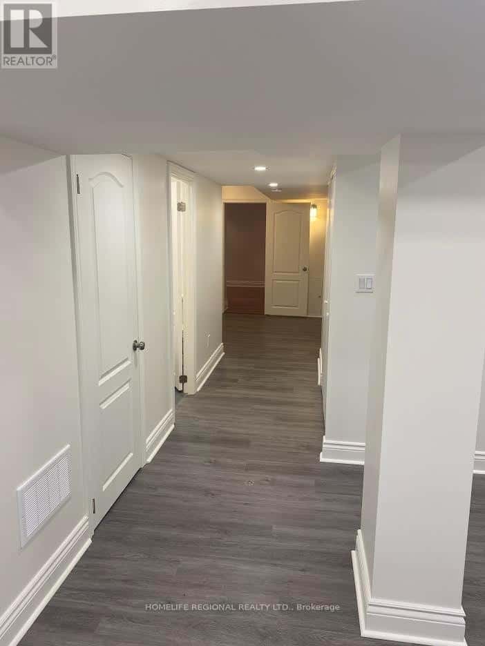 LOWER LEVEL - 46 TEWSLEY PLACE — Toronto (Willowridge-Martingrove-Richview), Ontario - Photo 2 of 24