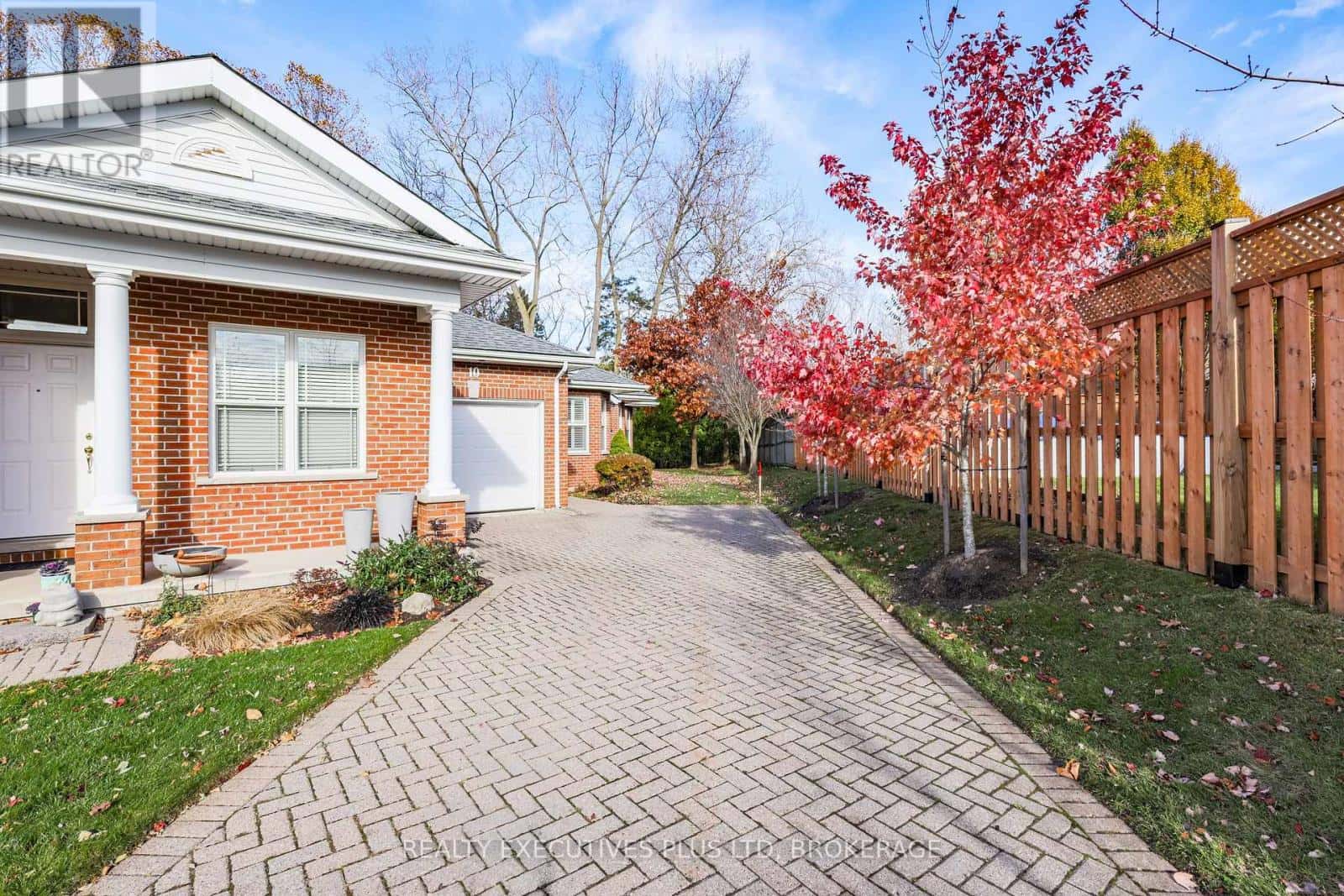 10 - 3300 MONTROSE ROAD — Niagara Falls (Mt. Carmel), Ontario - Photo 2 of 35