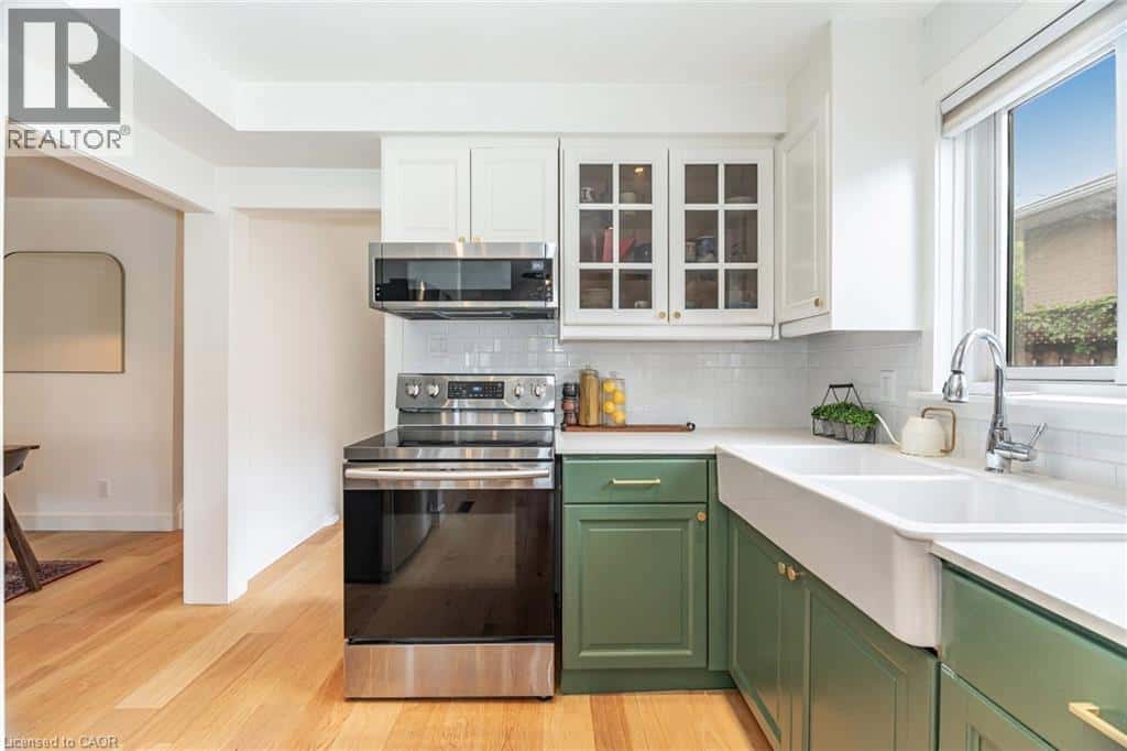 2431 PADSTOW Crescent — Mississauga, Ontario - Photo 2 of 38